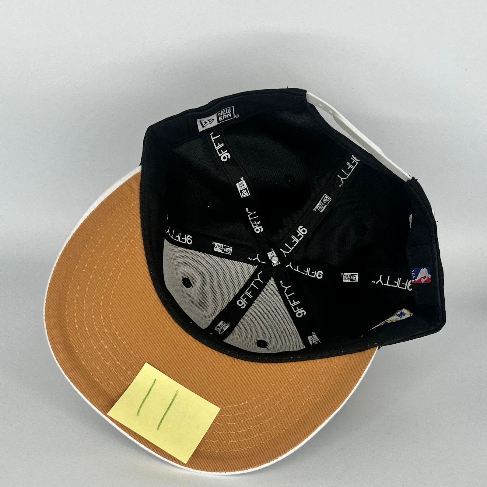 New Era Black White Brooklyn New York NBA Side Patch New Era NBA Size ONE SIZE - 4 Thumbnail