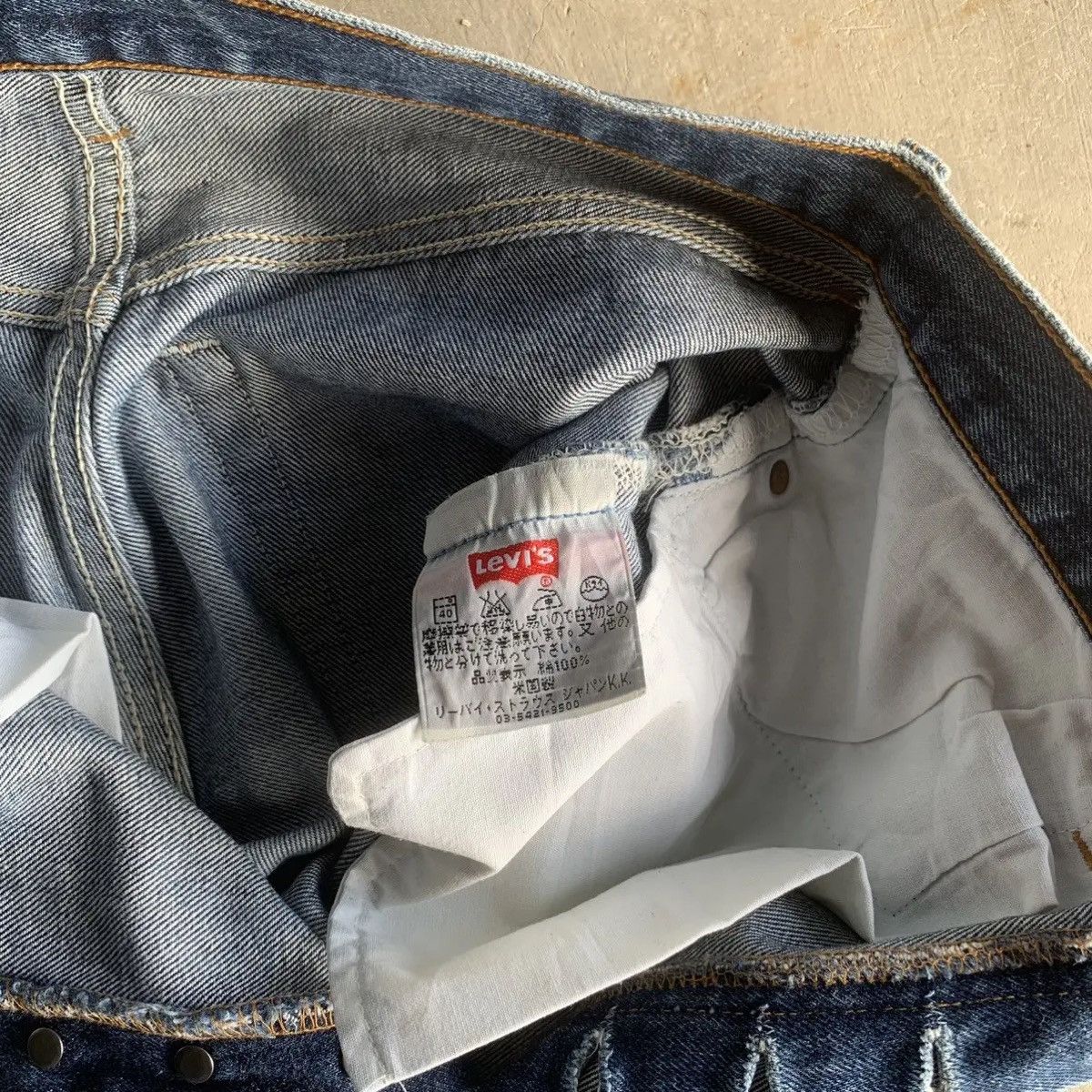 Levi's 1990’s Vtg Levi’s 501 Distressed Denim Ankle Pants Size US 31 - 8 Thumbnail