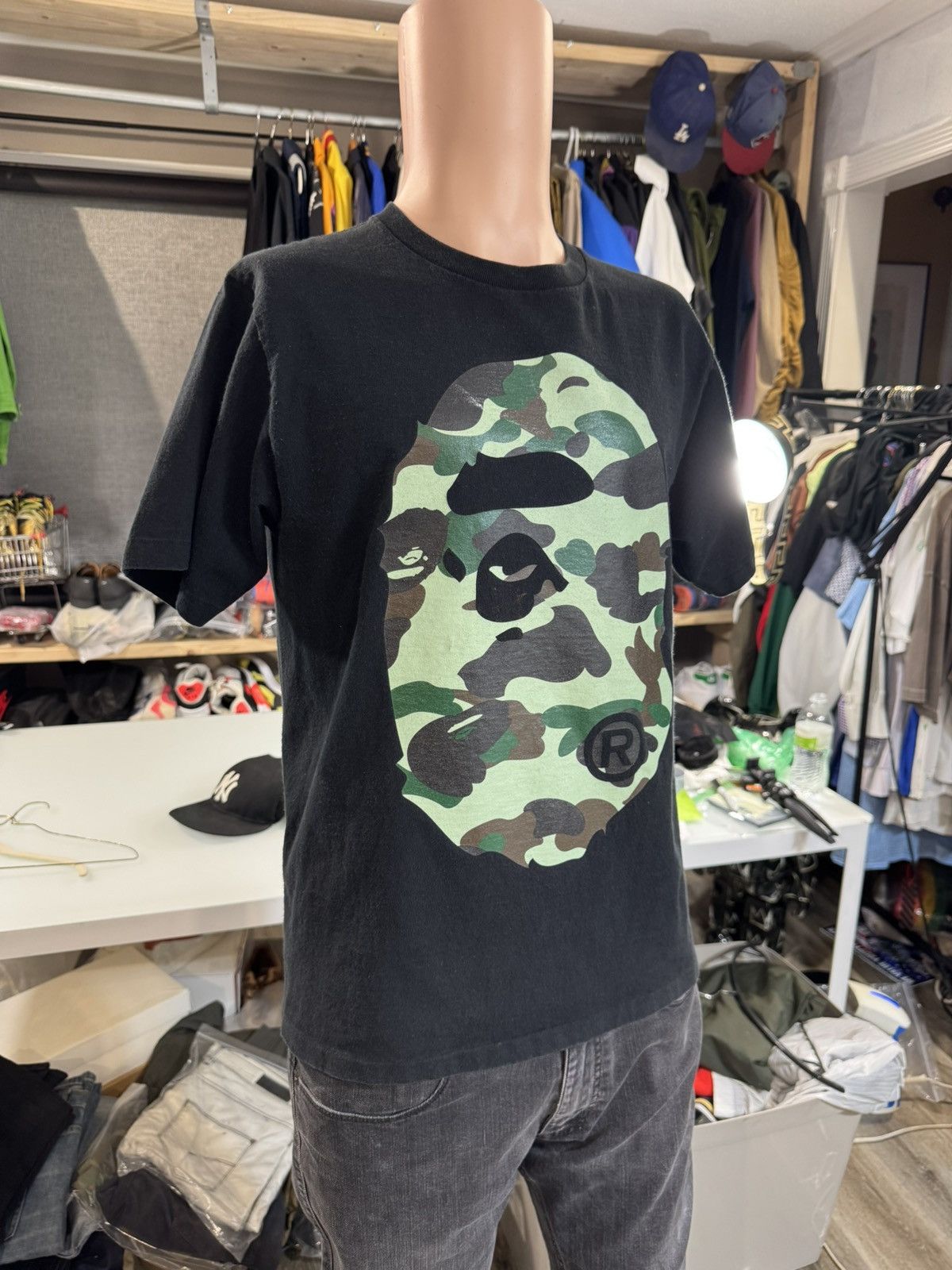Bape BAPE DOUBLE SIDED Mint CAMO (M) Fits Small nice break in! 🔥 Size US M / EU 48-50 / 2 - 3 Thumbnail
