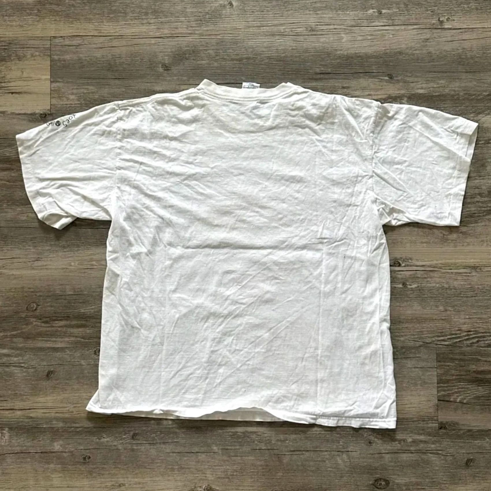 Nike VINTAGE Scottie Pippen Nike Hoop Heroes Chris Gall T-Shirt L Mens White Size US L / EU 52-54 / 3 - 5 Thumbnail