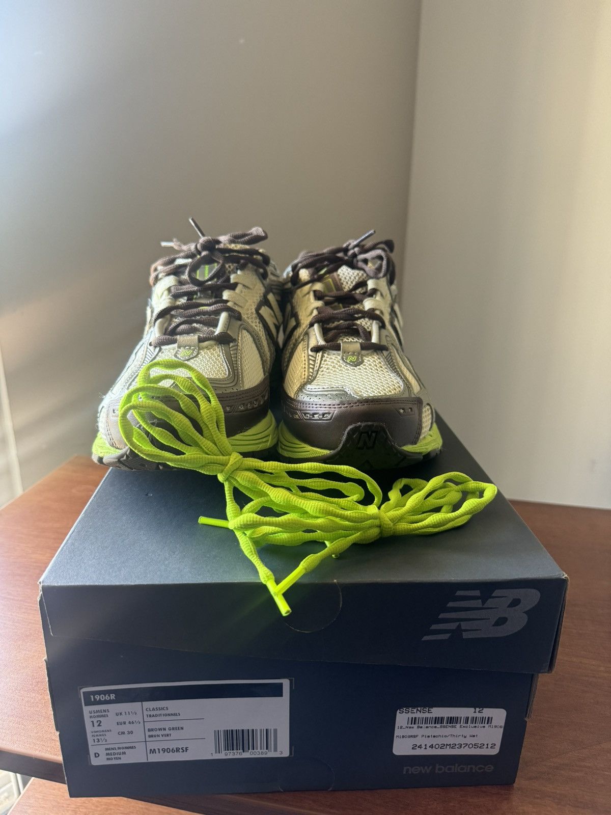 New Balance × SSENSE New Balance Ssense anniversary collab Size US 12 / EU 45 - 7 Thumbnail