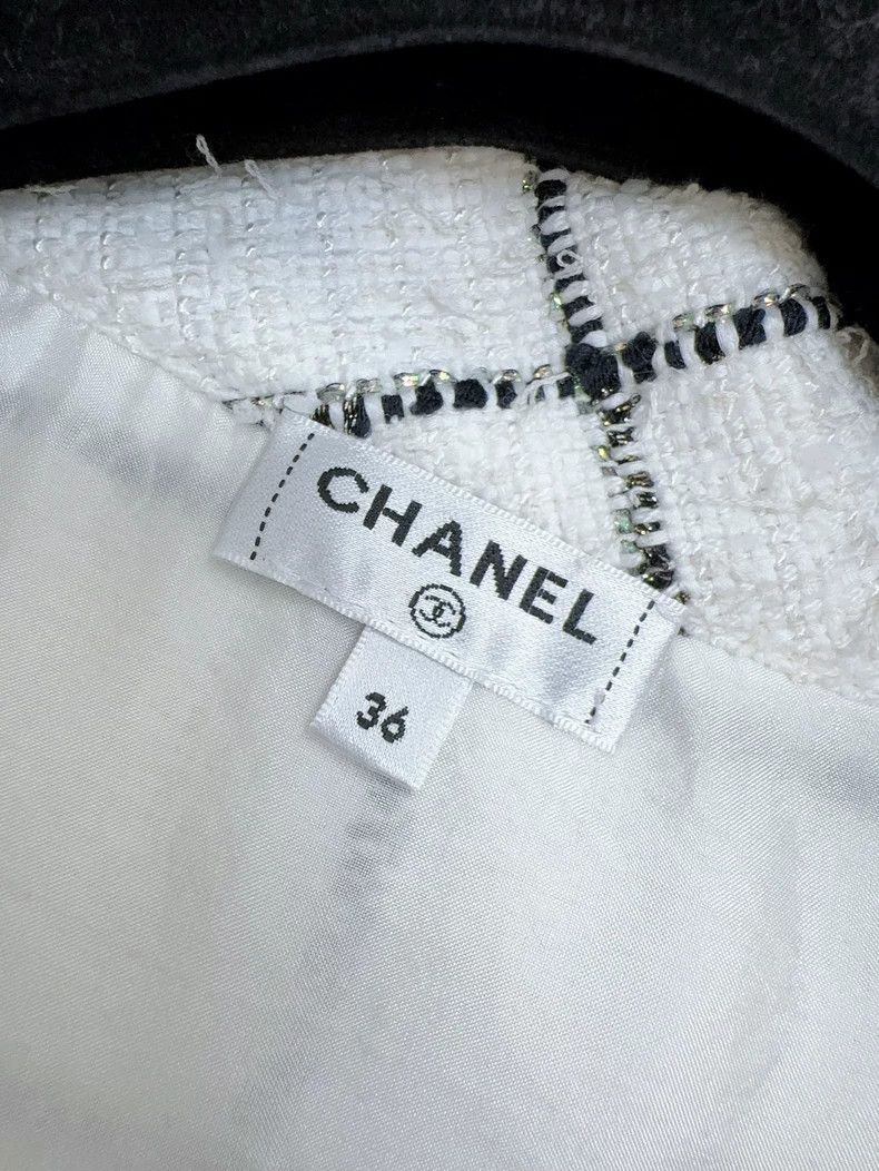 Chanel Chanel 19s beach series black and white plaid vest Size XS / US 0-2 / IT 36-38 - 6 Thumbnail