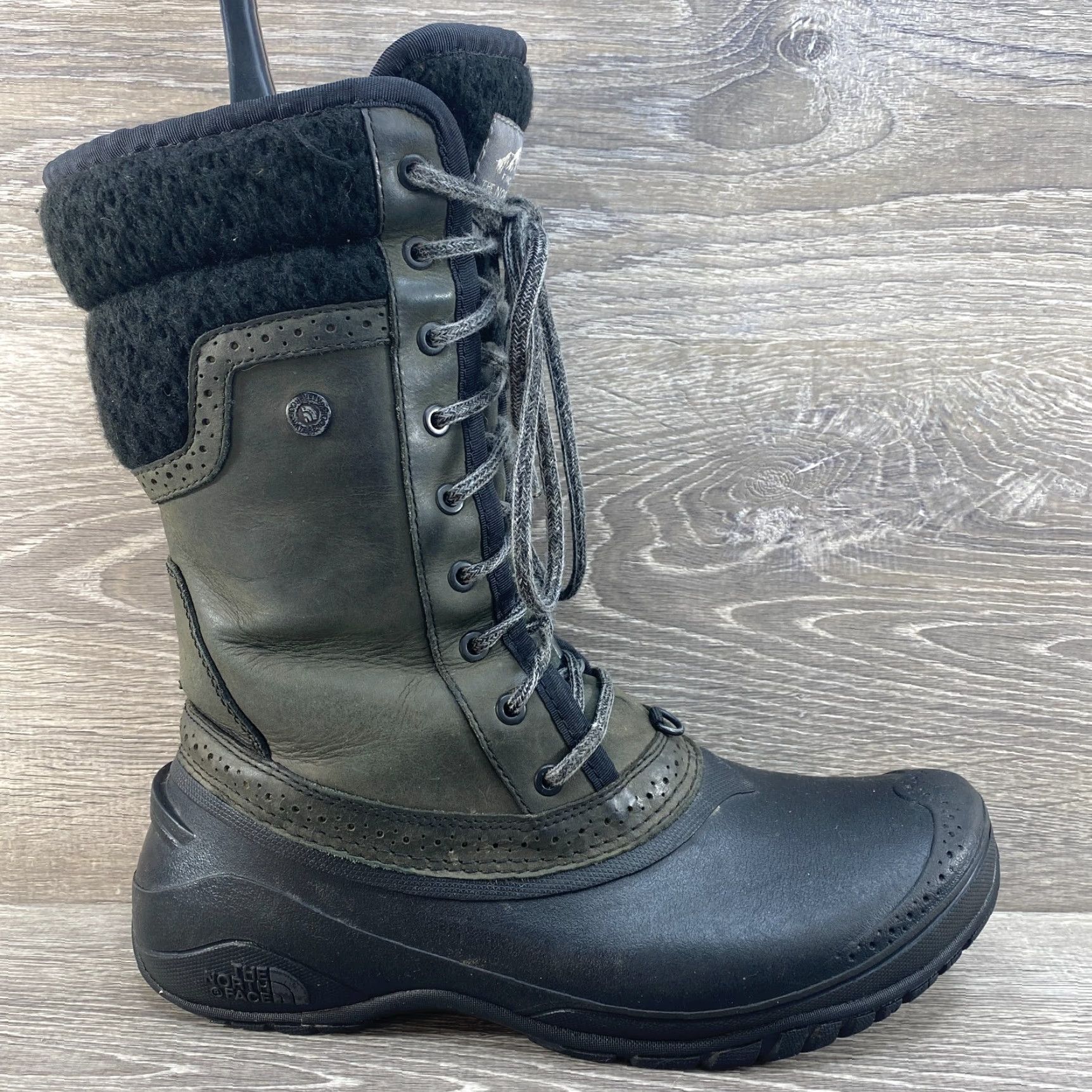 The North Face NORTH FACE Shellista II Waterproof Mid Boots Faux Fur 8.5 Black Leather Rubber Women Size US 7 / IT 37 - 2 Thumbnail
