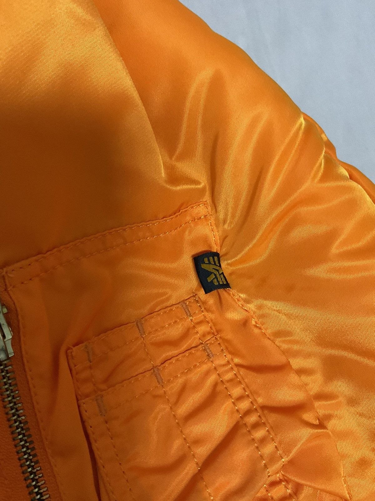 Vetements Vetements x alpha industry emoji buttons reversible bomber Size US XS / EU 42 / 0 - 10 Thumbnail
