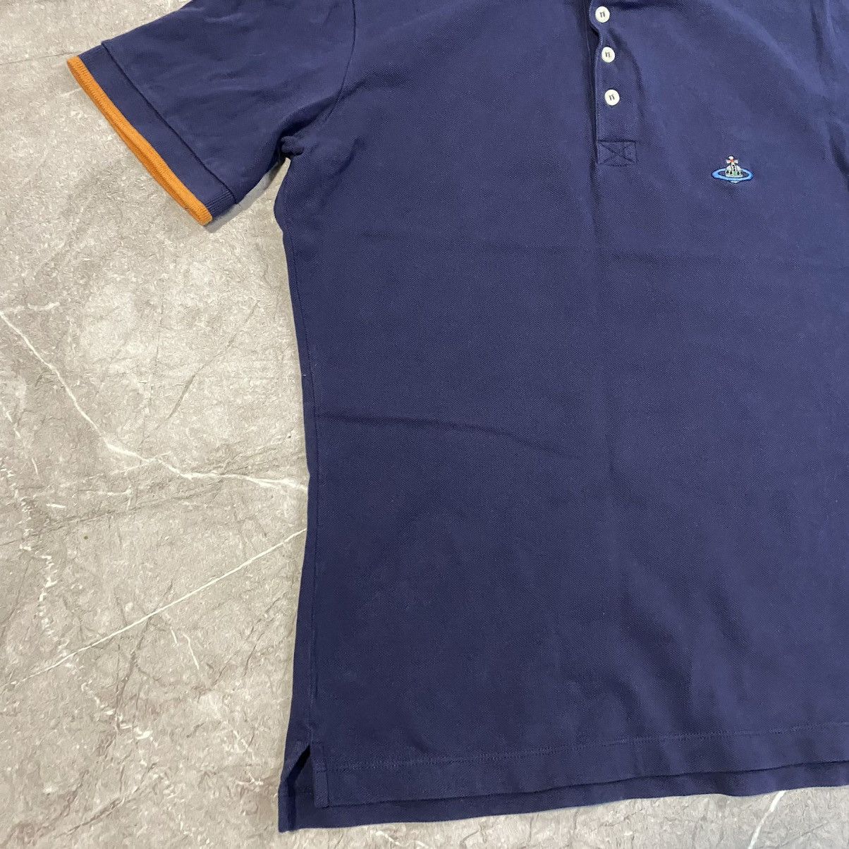 Vivienne Westwood VINTAGE VIVIENNE WESTWOOD POLO TEE SMALL LOGO Size US L / EU 52-54 / 3 - 8 Thumbnail