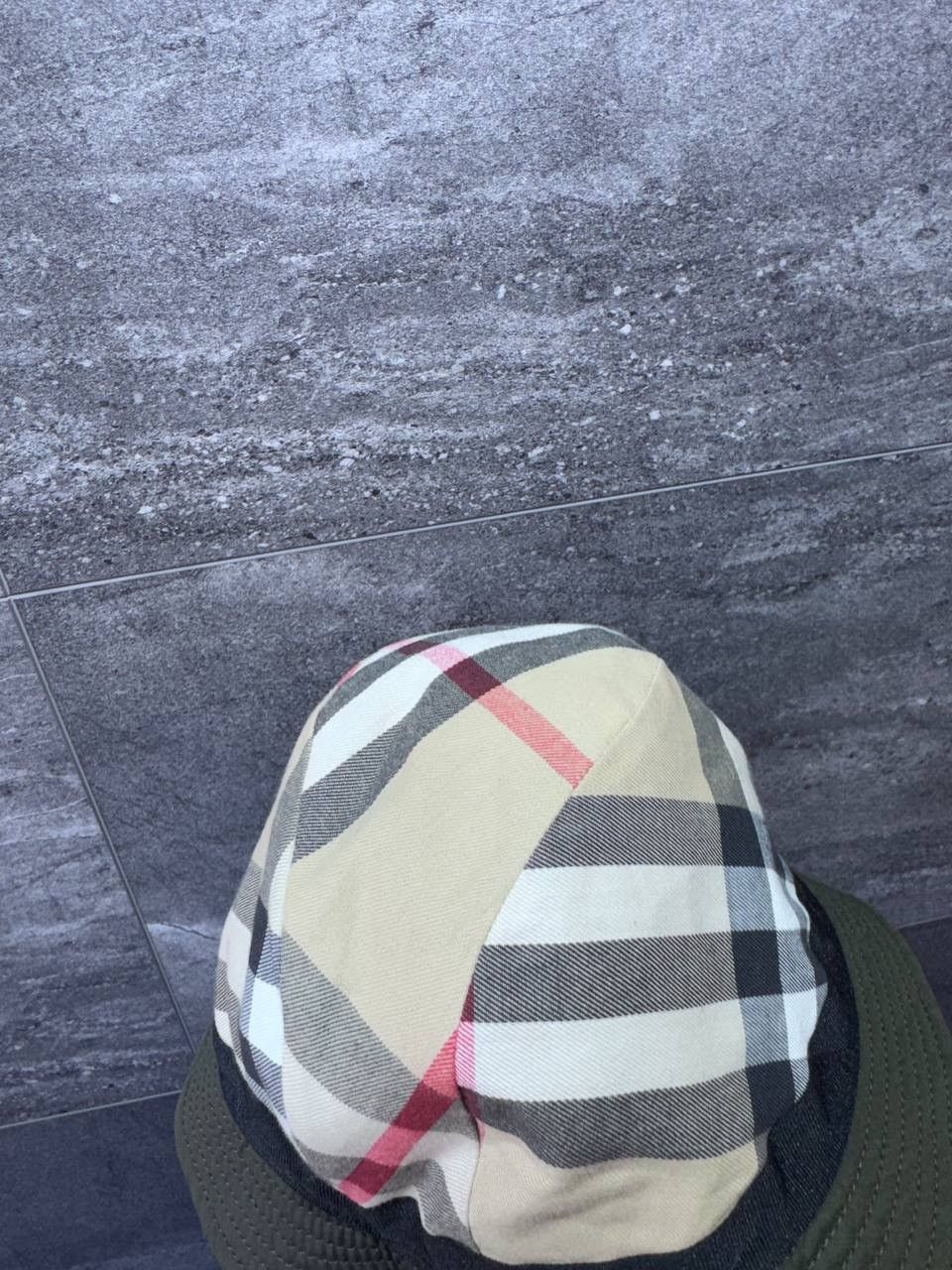 Burberry Burberry Green Cotton Bucket Hat Nova Check Lining Size M Size ONE SIZE - 12 Thumbnail
