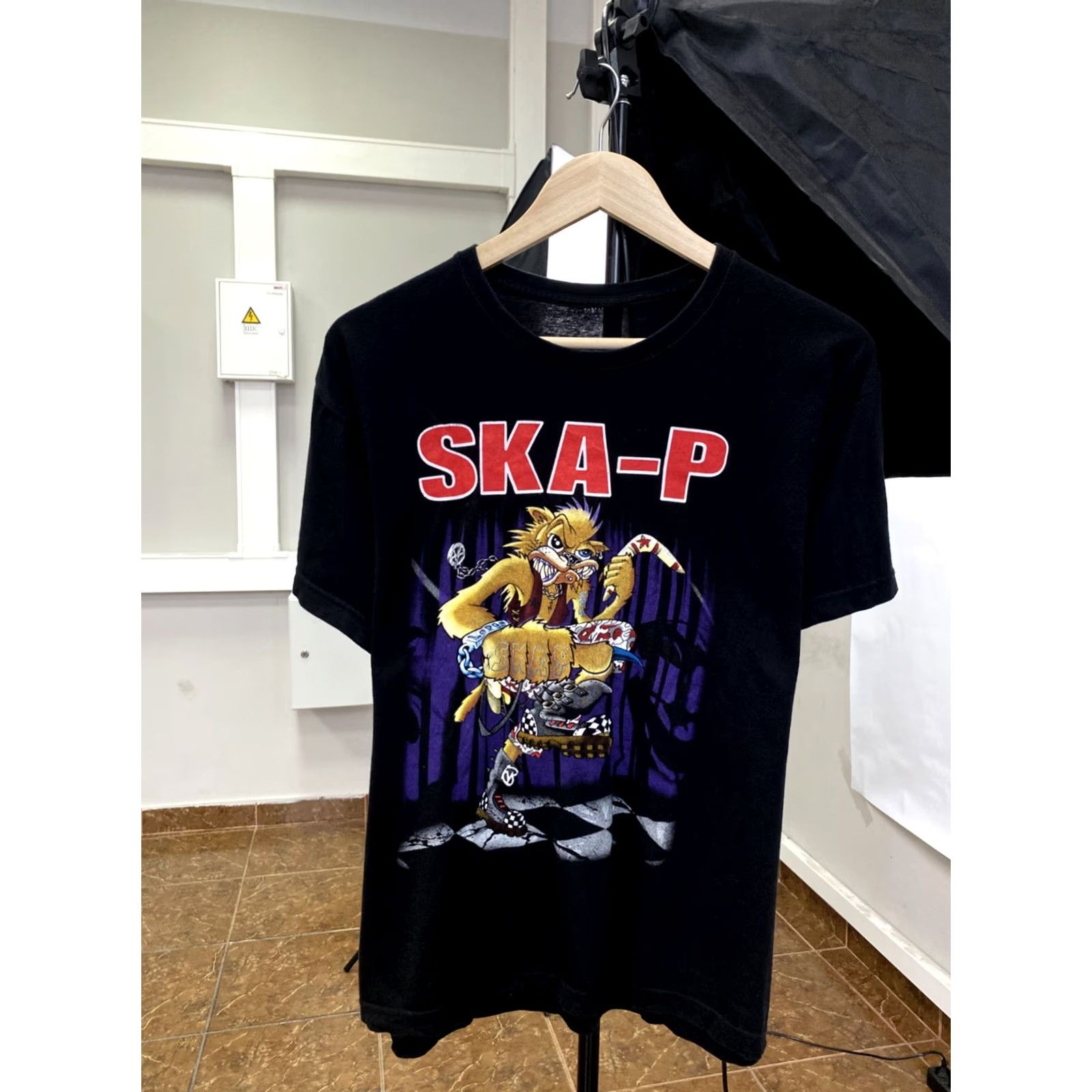 Vintage Vintage Ska-P Punk Band Printed T Shirt Black M Men 90s KS-Punk Style Shirt Size US M / EU 48-50 / 2 - 2 Thumbnail