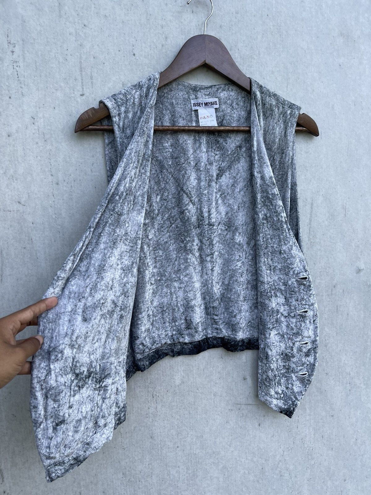 Issey Miyake 🔥 ISSEY MIYAKE VELVET TIE DYED VEST/JACKET Size US L / EU 52-54 / 3 - 6 Thumbnail