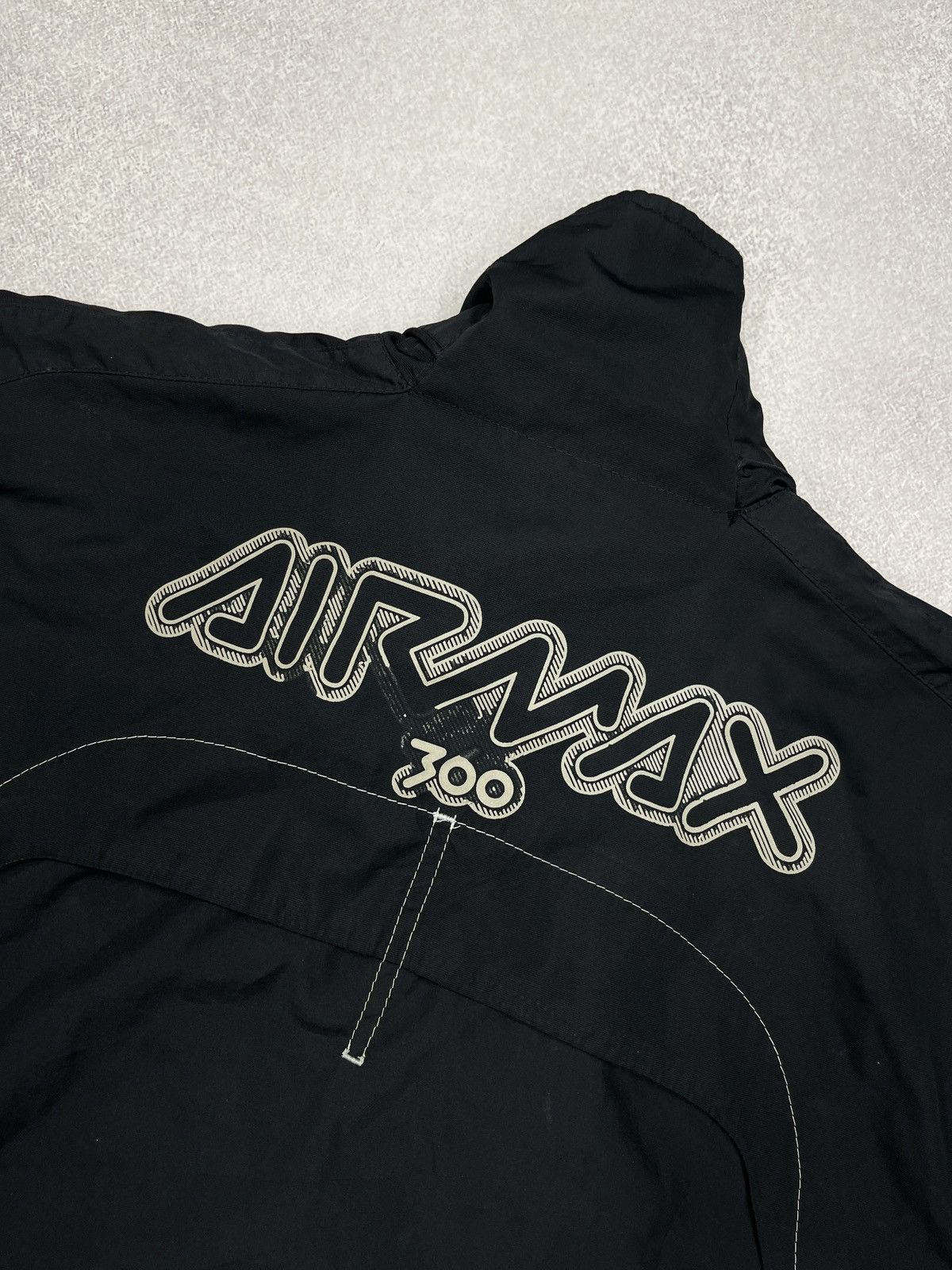 Nike Vintage Nike Air Max 360 Black Jacket Big Logo Drill Y2K ACG Size US S / EU 44-46 / 1 - 8 Thumbnail