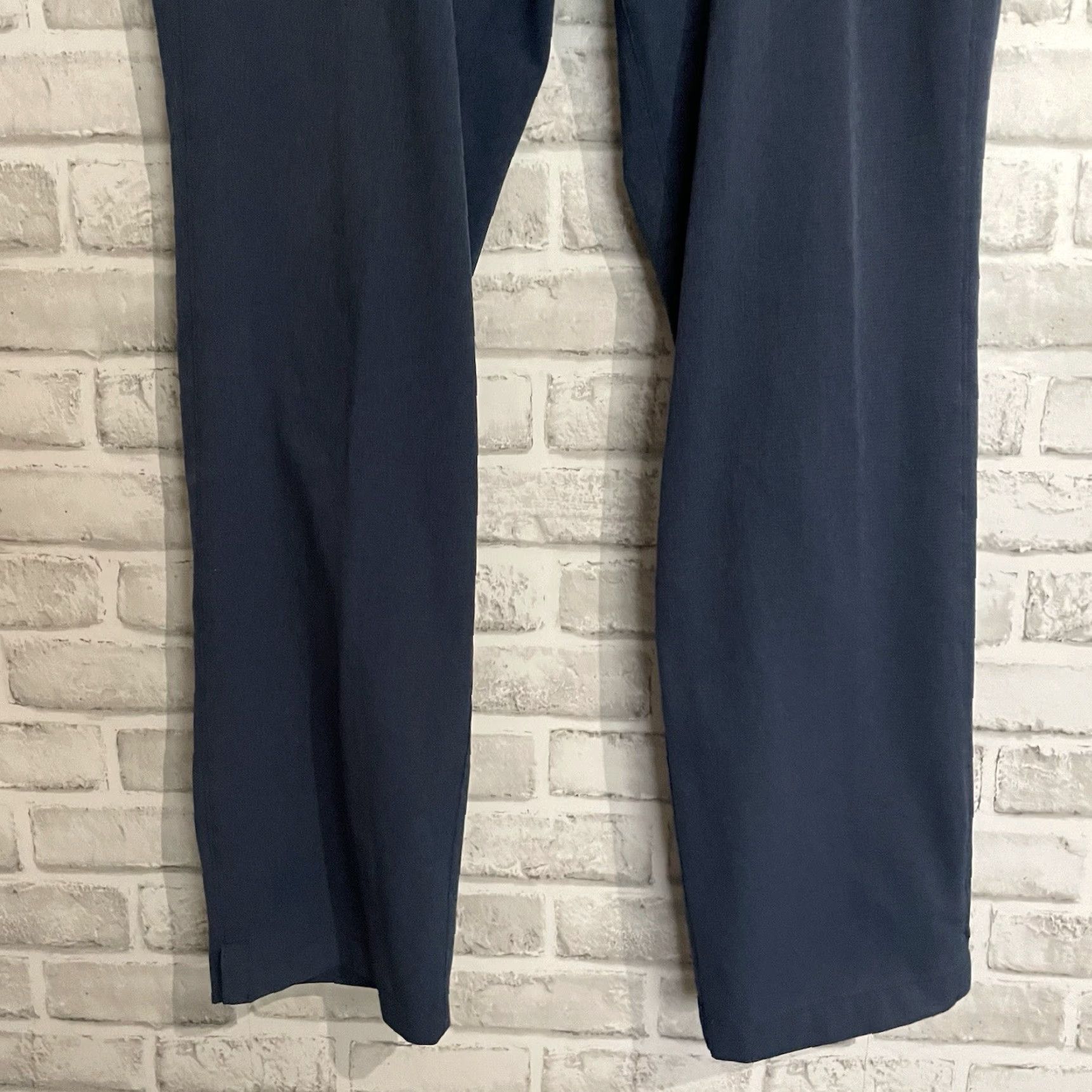 Under Armour Under Armour Pants Mens 36x32 Blue Athletic Chino Stretchy Regular Size 36 Inseam 32 Mens Size US 36 / EU 52 - 3 Thumbnail