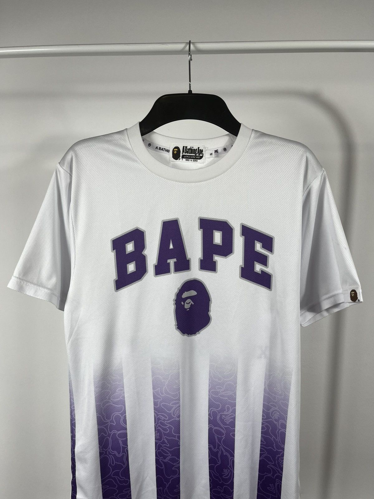 Bape BAPE A Bathing Ape White Purple Gradient Jersey Tee Size S Size US S / EU 44-46 / 1 - 2 Thumbnail
