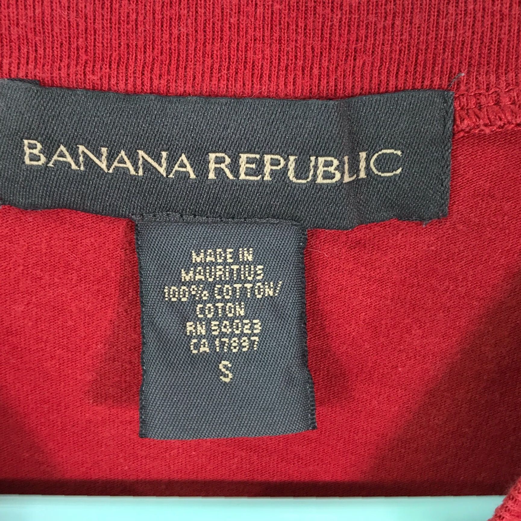 Banana Republic VINTAGE Banana Republic Womens T Shirt Crew Neck Short Sleeve Red Small (if vintage not actually vintage?) Size S / US 4 / IT 40 - 3 Thumbnail