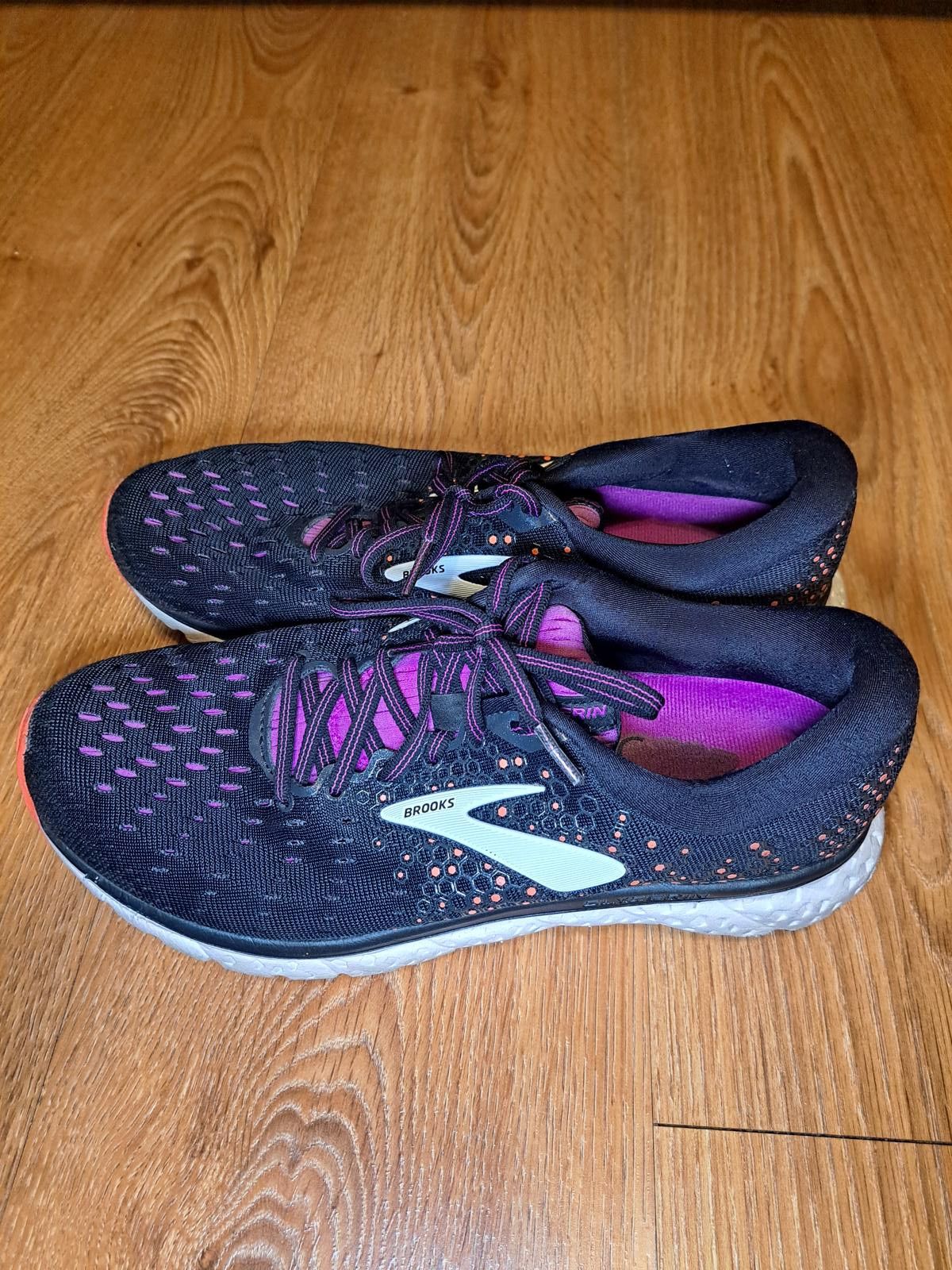 Brooks Brooks Running Shoes Womens Size 10 Glycerin 17 Black Size US 10 / IT 40 - 12 Thumbnail