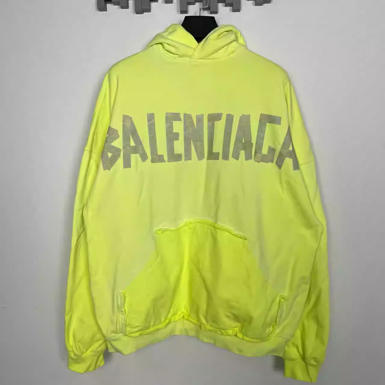 Balenciaga Balenciaga SS23 Letter Logo Printed Hoodie Size US L / EU 52-54 / 3 - 1 Thumbnail