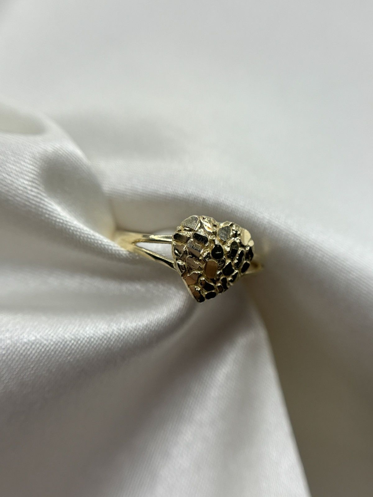 Other 14k Heart Nugget Ring sz7 Size ONE SIZE - 1 Thumbnail