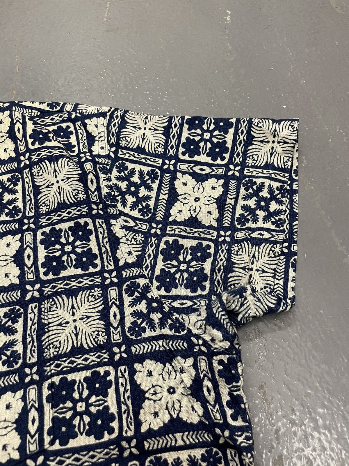 Shuttle Notes Master Cloth Indigo Floral Block Print Shirt Camp Collar Size US L / EU 52-54 / 3 - 6 Thumbnail