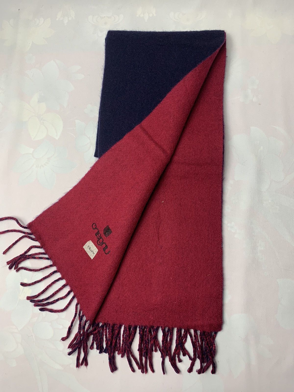 Emanuel Ungaro Ungaro Scarf / Muffler / Neckwear Size ONE SIZE - 2 Thumbnail