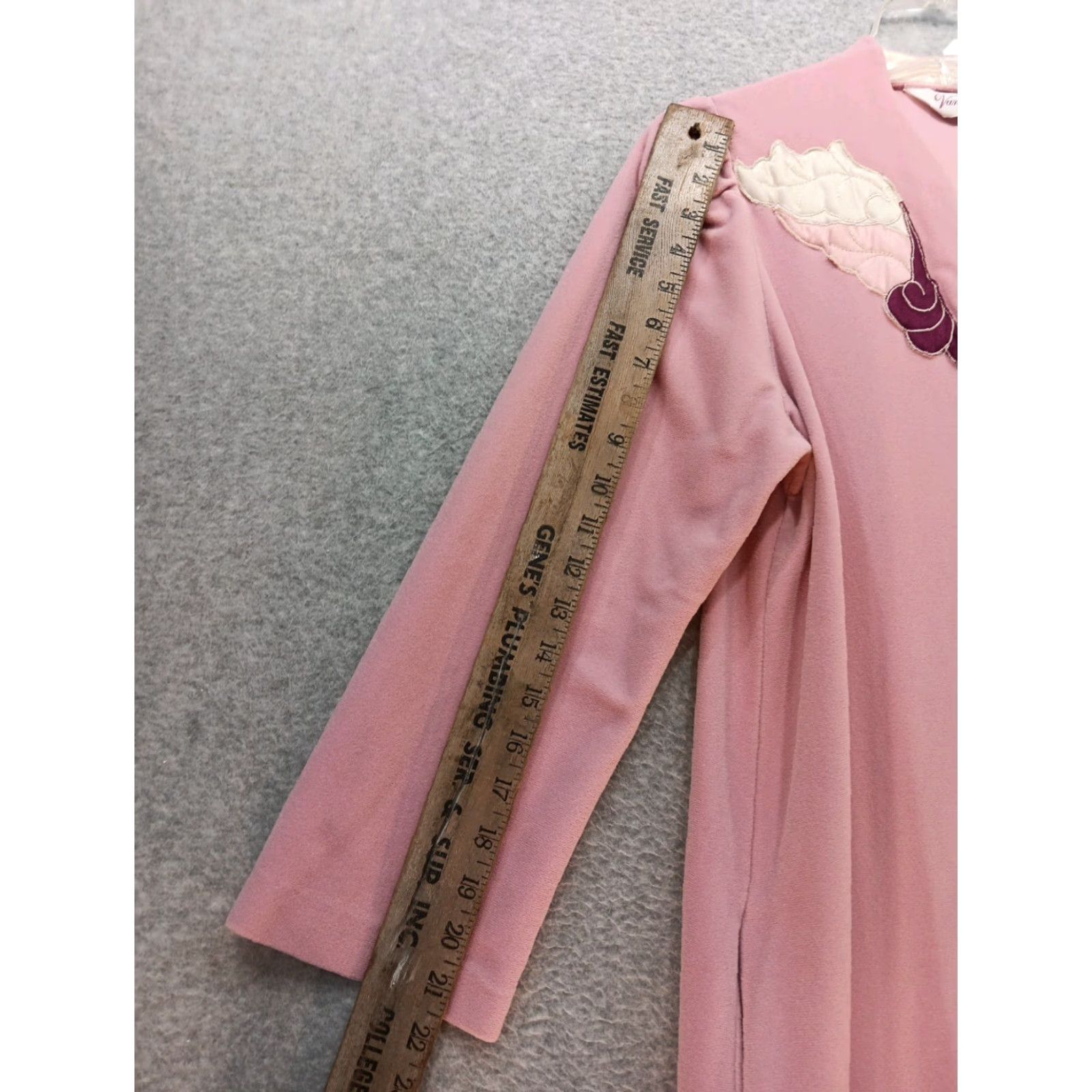Vintage VINTAGE Vanity Fair VTG 80’s Robe Loungewear Size S Pink Velour Embroidered House Coat Pockets Womens 1980s Size ONE SIZE - 6 Thumbnail