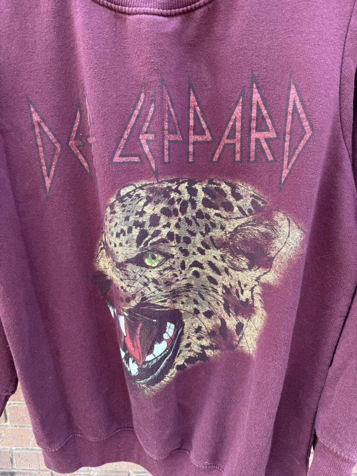 Def Leppard Def Leppard Rock Band Crewneck Sweatshirt Maroon Burgundy Size L / US 10 / IT 46 - 7 Thumbnail