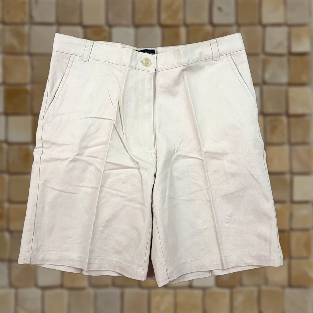 Tres Bien VINTAGE Tres Bien Chinos Shirt Women 10 Beige Flat Front Chinos Casual 90s Preppy Outdoor Tennis Golf Shorts Womens Size 32" / US 10 / IT 46 - 1 Thumbnail