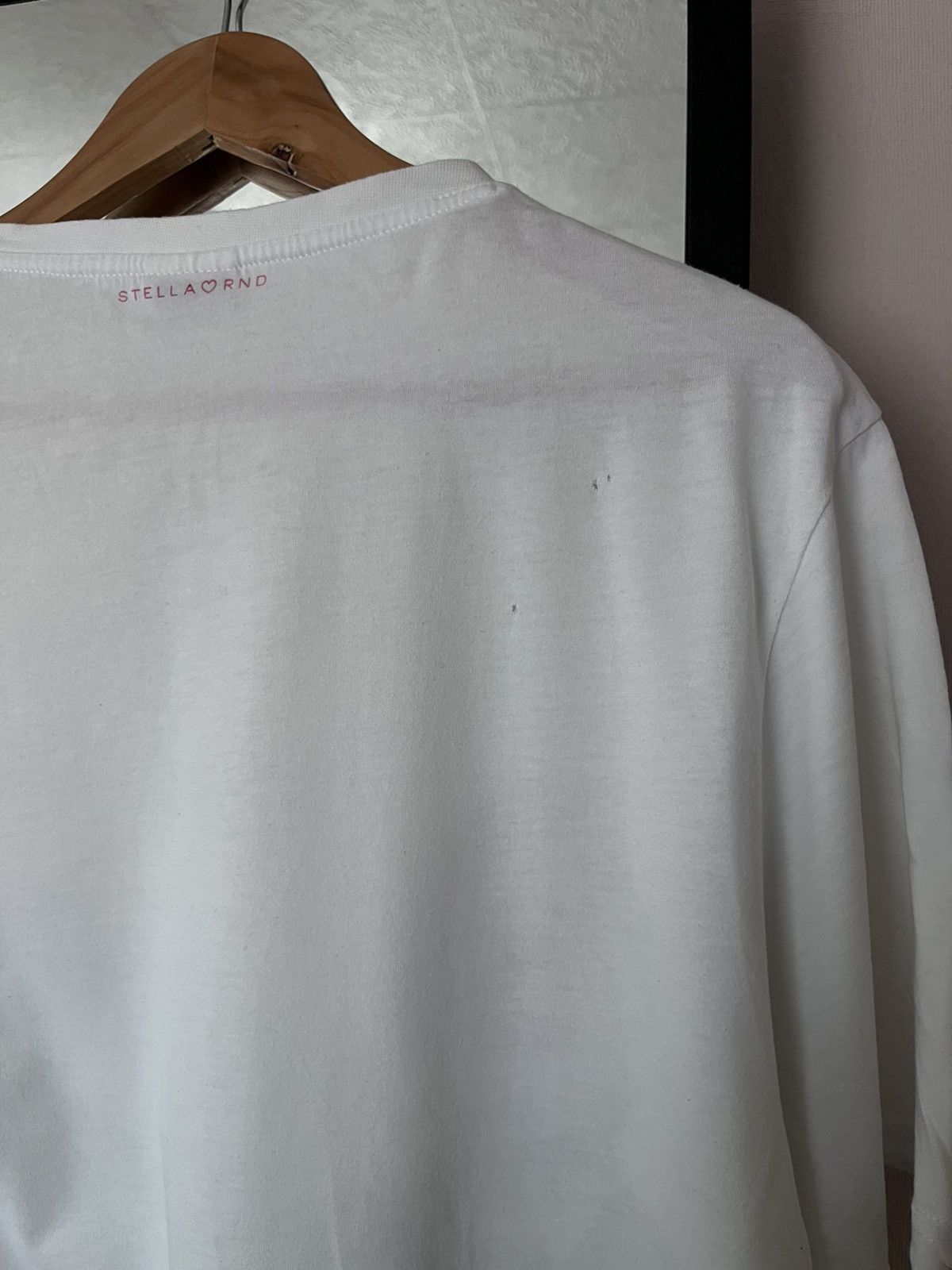 Vintage Comic Relief Stella McCartney David Bailey White Tee Size US L / EU 52-54 / 3 - 9 Thumbnail
