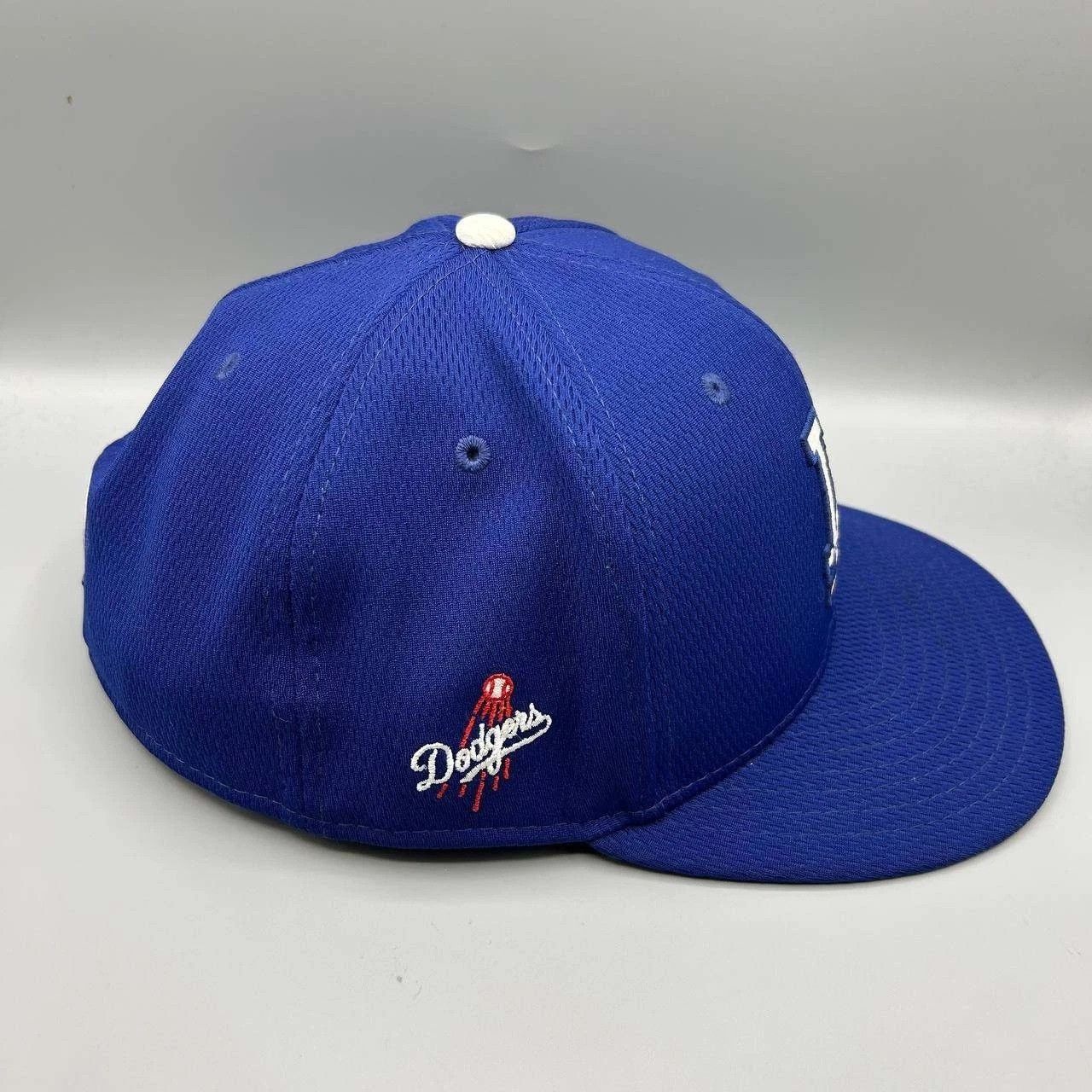 New Era Los Angeles LA Dodgers Hat Men 8 Blue Embroidered Fitted Cap Size ONE SIZE - 7 Thumbnail