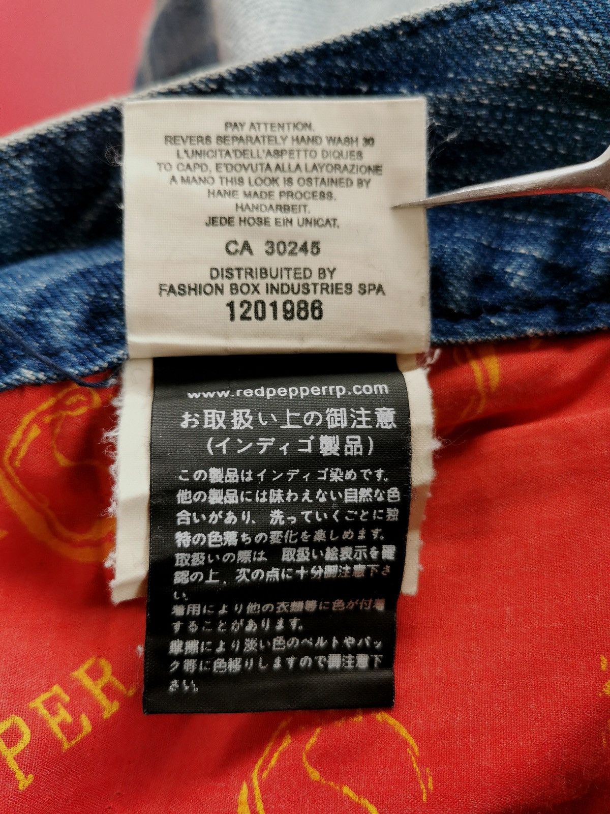 If Six Was Nine Red Pepper Red Indian Embroidery Denim Jeans Size US 32 / EU 48 - 14 Thumbnail