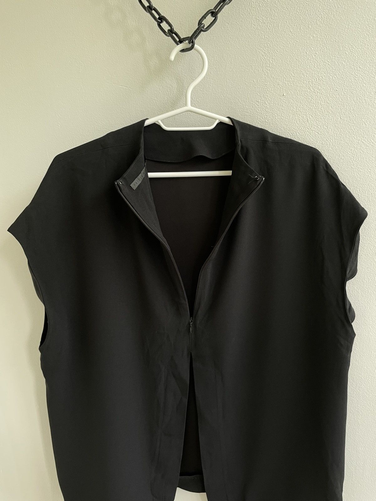 Haider Ackermann Haider Ackermann Blouse Sleeveless Top Vest Size XS / US 0-2 / IT 36-38 - 10 Thumbnail