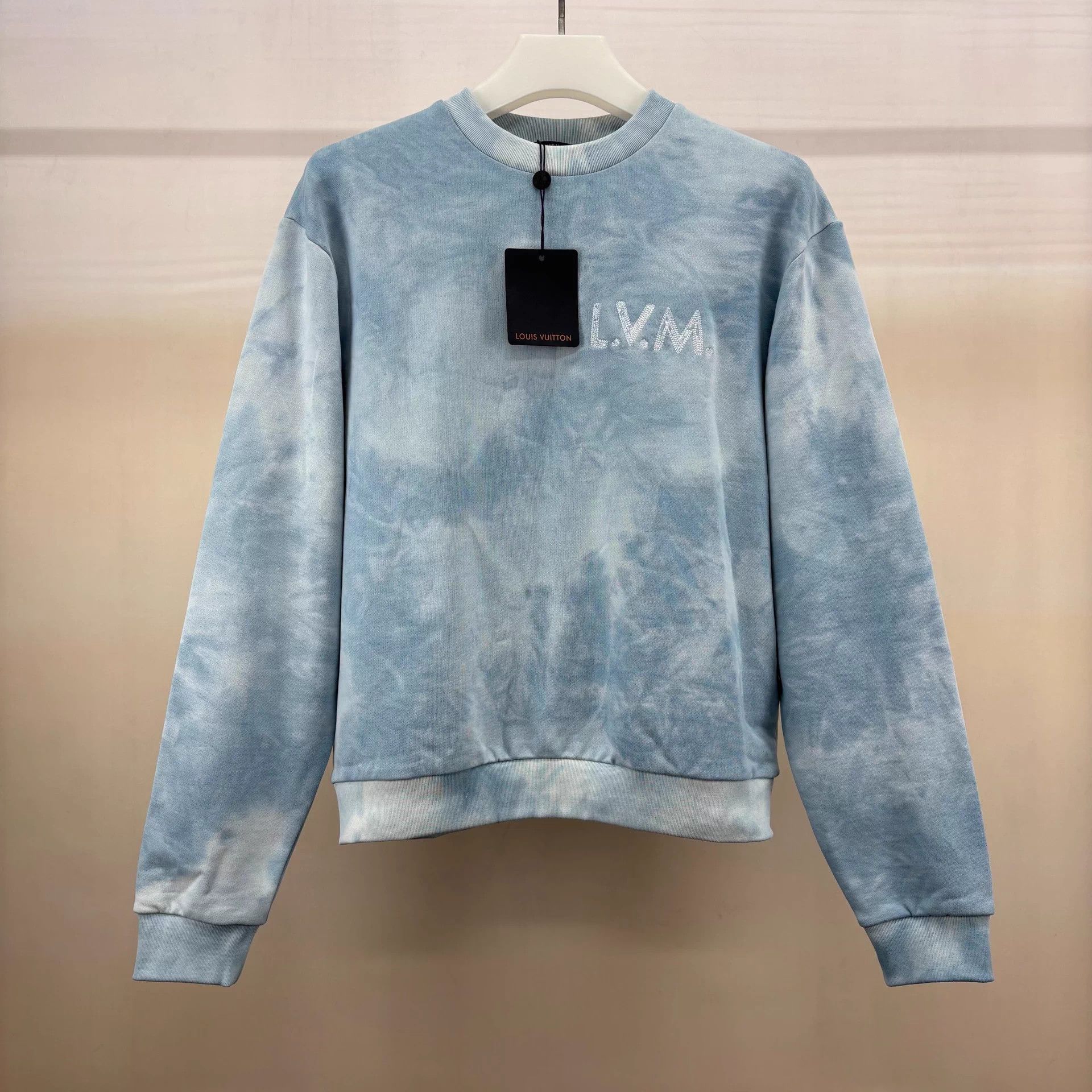 Louis Vuitton LV 26SS sky blue gradient crewneck M NWT IT Size US M / EU 48-50 / 2 - 1 Thumbnail