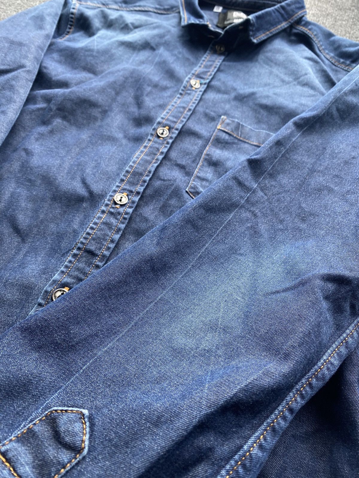 Dolce & Gabbana 🔥Dolce Gabbana brad 16 1/2 42 m size denim button up shirt Size US M / EU 48-50 / 2 - 14 Thumbnail