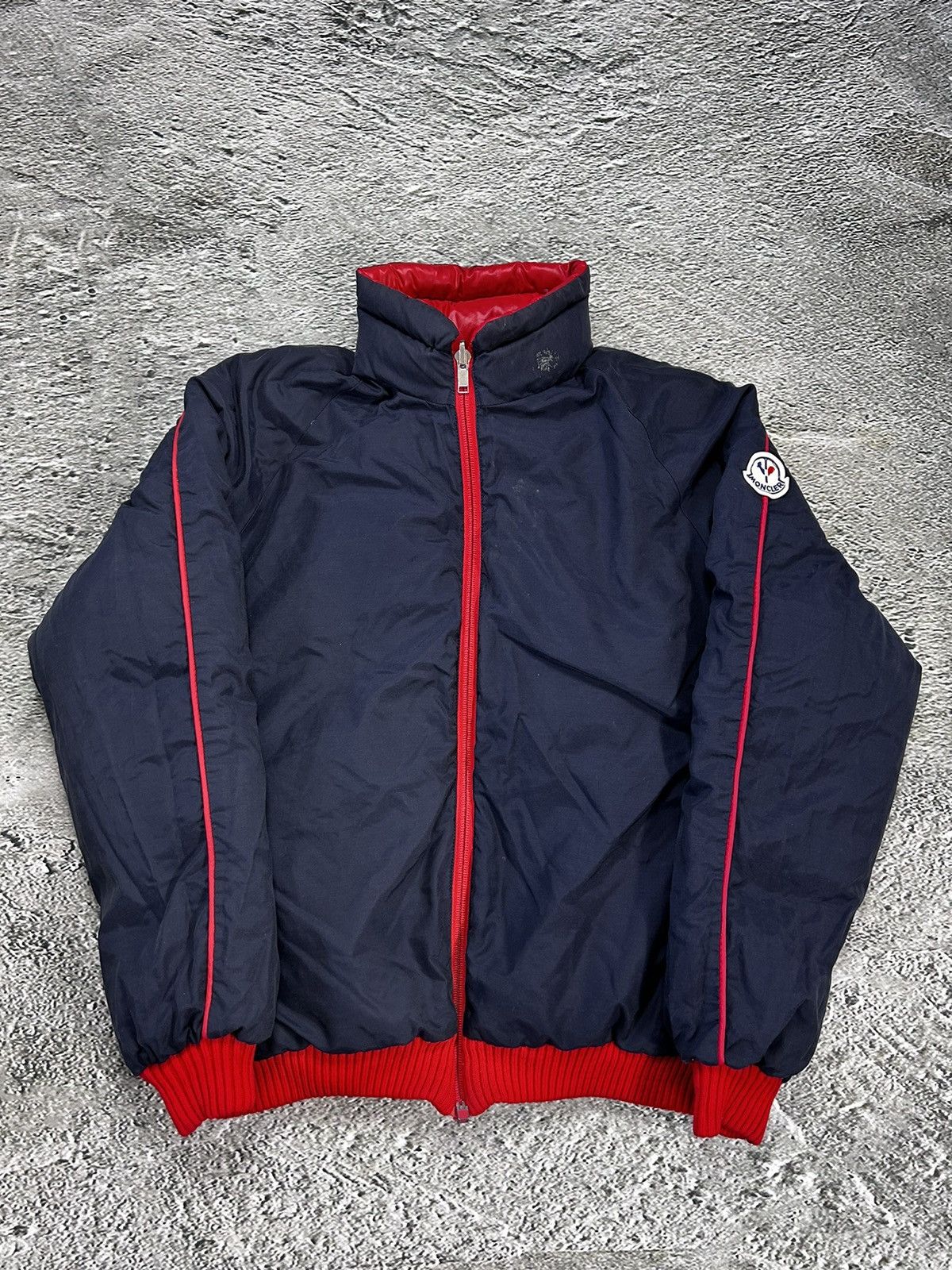 Moncler Moncler puffer jacket reversible vintage down red navy Size US S / EU 44-46 / 1 - 5 Thumbnail
