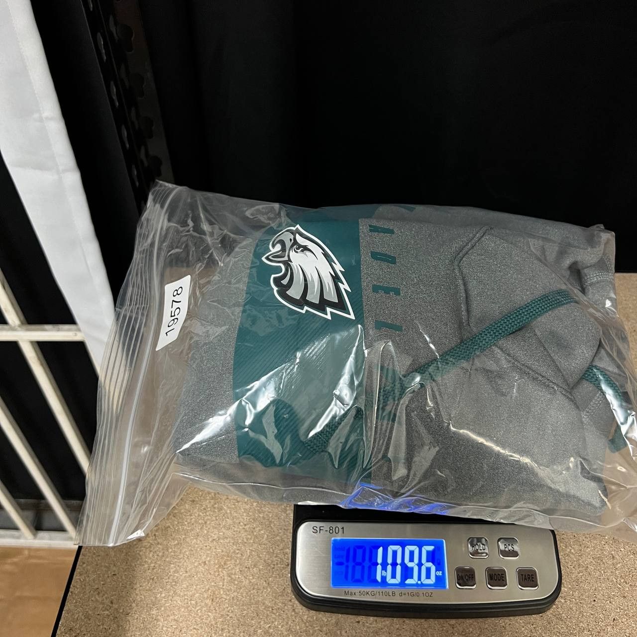 Nike Nike Hoodie Men Large Gray Philadelphia Eagles NFL New L Size US L / EU 52-54 / 3 - 8 Thumbnail