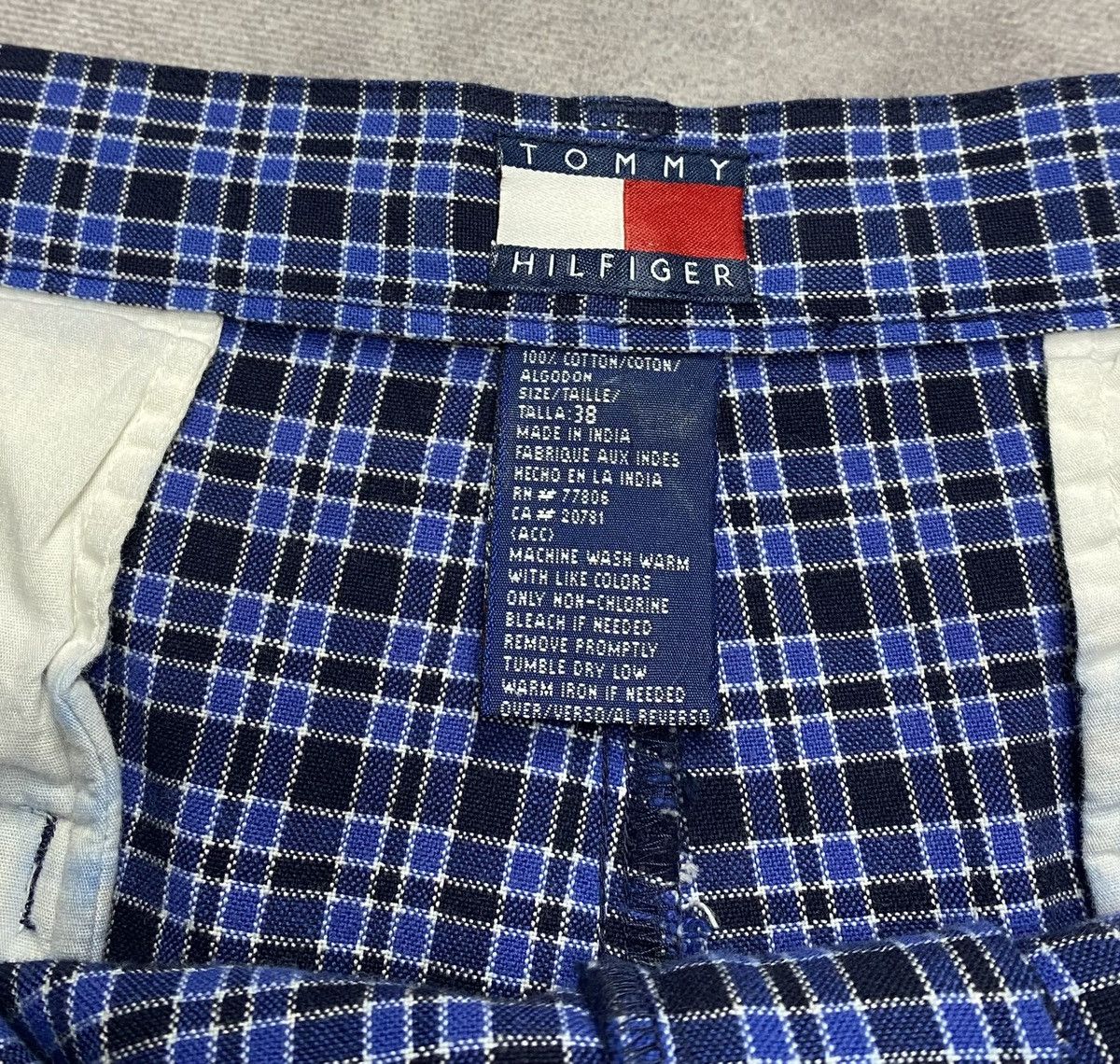 Tommy Hilfiger 90’s Vintage Tommy Hilfiger Checkered Pleated Shorts Size US 38 / EU 54 - 3 Thumbnail