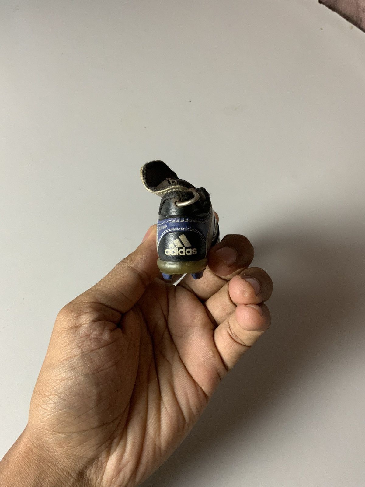 Japanese Brand Vintage Adidas Boots Key Chain Size ONE SIZE - 5 Thumbnail