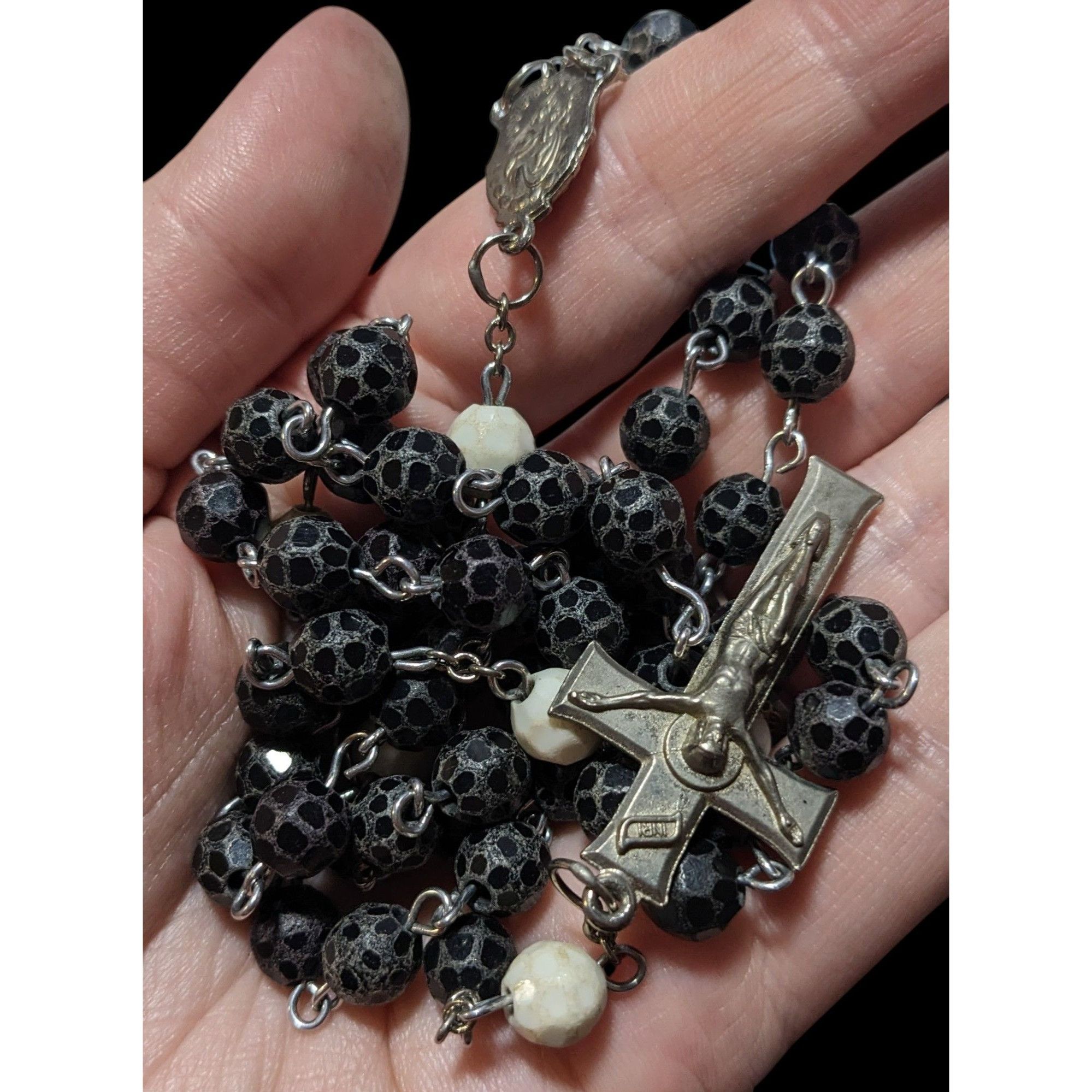Other Vintage Black White And Silver Tone Textured Beaded Rosary N Size ONE SIZE - 6 Thumbnail