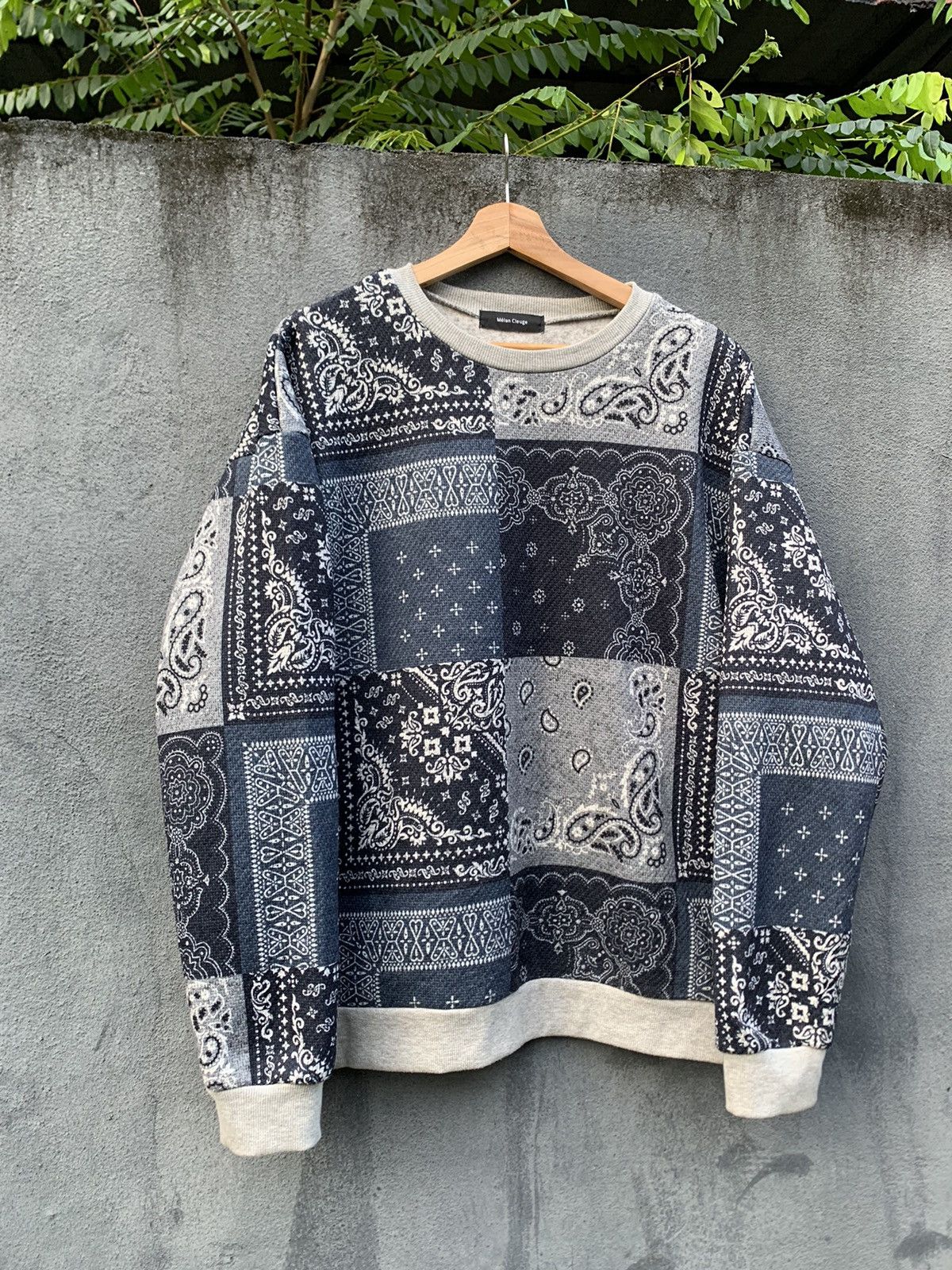 Japanese Brand 👹MELAN CLEUGE BANDANA SWEATER Size US L / EU 52-54 / 3 - 3 Thumbnail