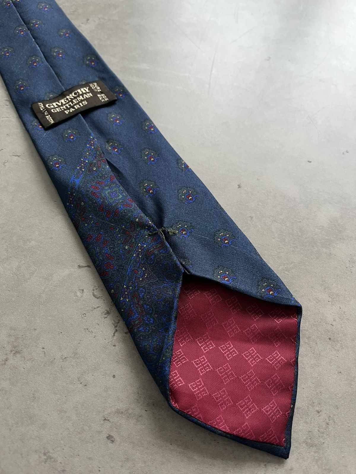 Givenchy Vintage Givenchy Gentleman Paris Silk tie made in Italy Size ONE SIZE - 4 Thumbnail