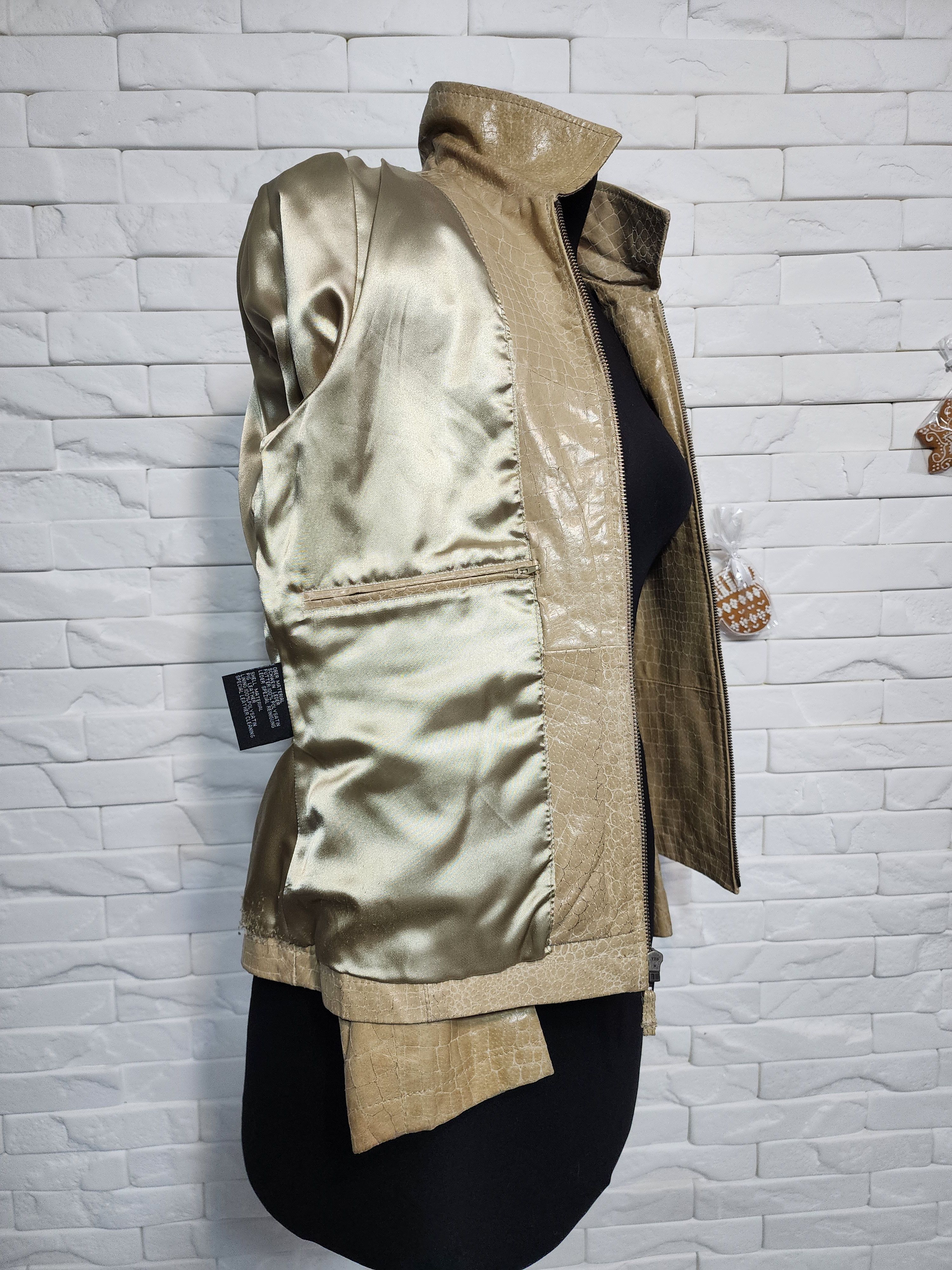 Genuine Leather Brown Leather Sports Jacket: Women's Zip-Up Moto Size S / US 4 / IT 40 - 9 Thumbnail