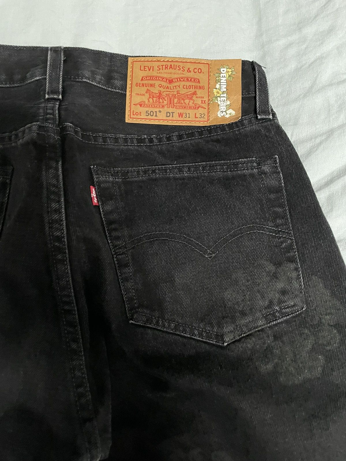 DENIM TEARS Denim Tears Mono Cotton Wreath Jeans Black Size US 31 - 3 Thumbnail