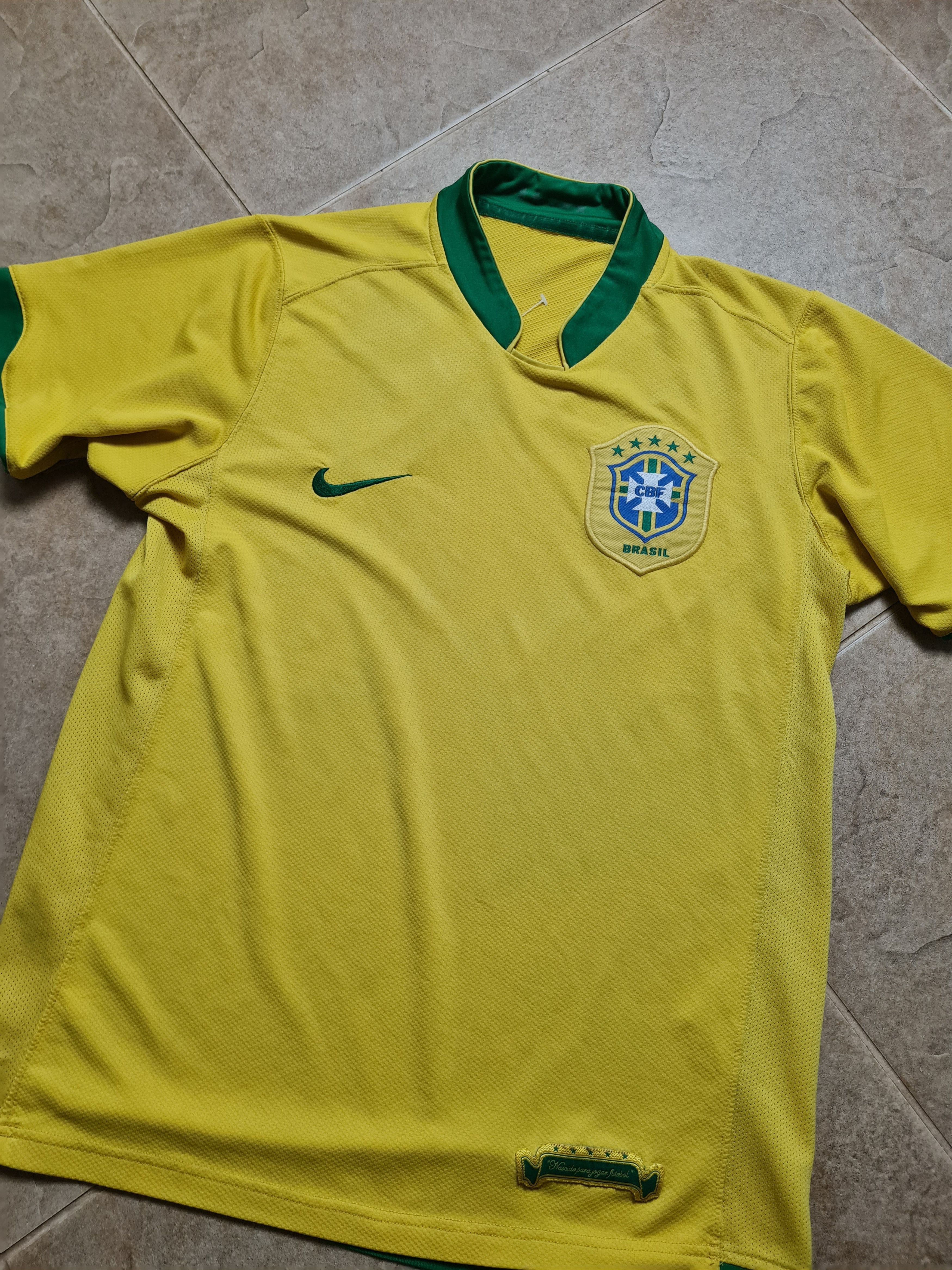 Nike Rare Soccer shirt Nike Brazil 2006-2008 Football Jersey Size US S / EU 44-46 / 1 - 2 Thumbnail