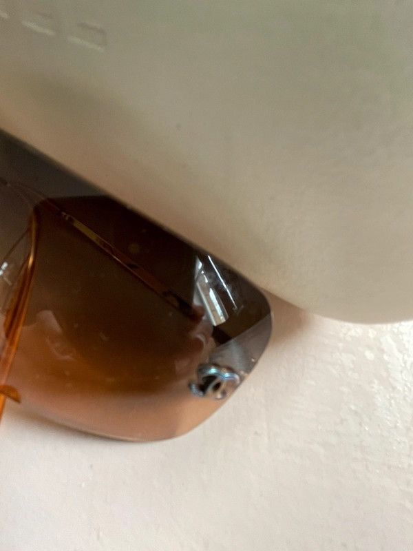 Chanel Chanel Sunglasses 4017 CC Rhinestone Logo Rimless Vintage Size ONE SIZE - 2 Thumbnail