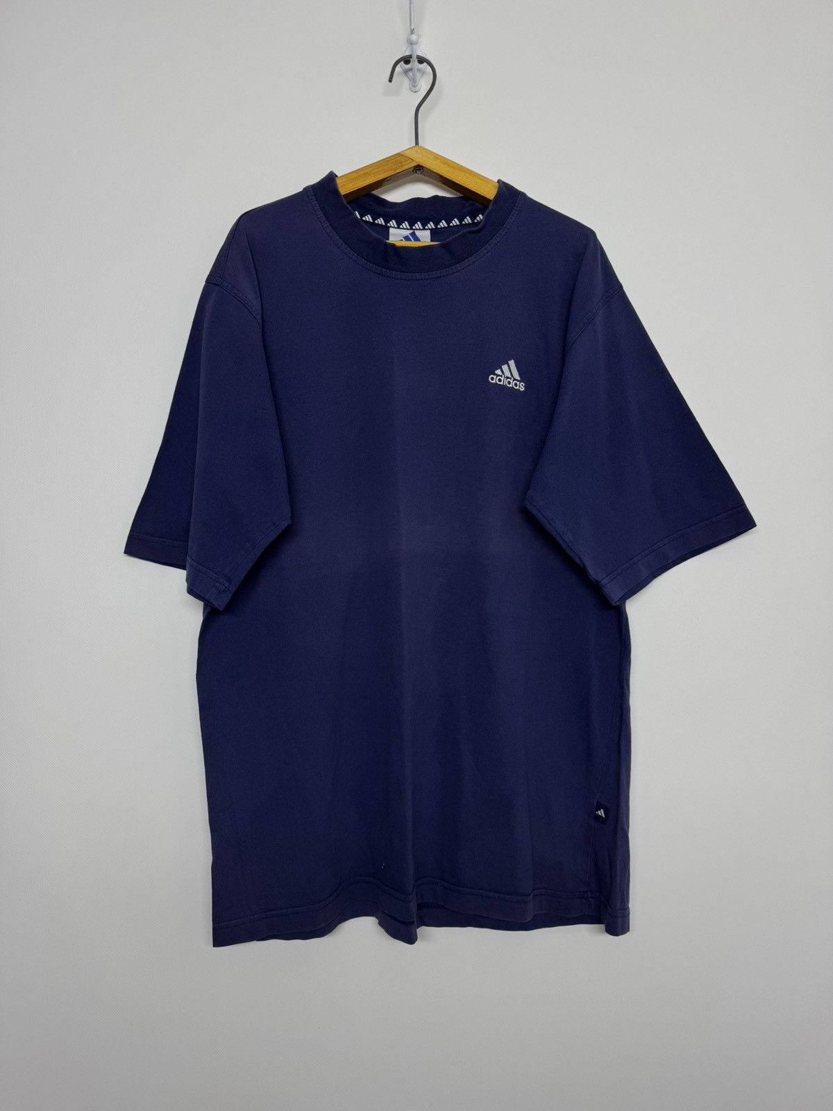 Adidas Vintage Adidas Logo T-Shirt 90’s Size US M / EU 48-50 / 2 - 2 Thumbnail