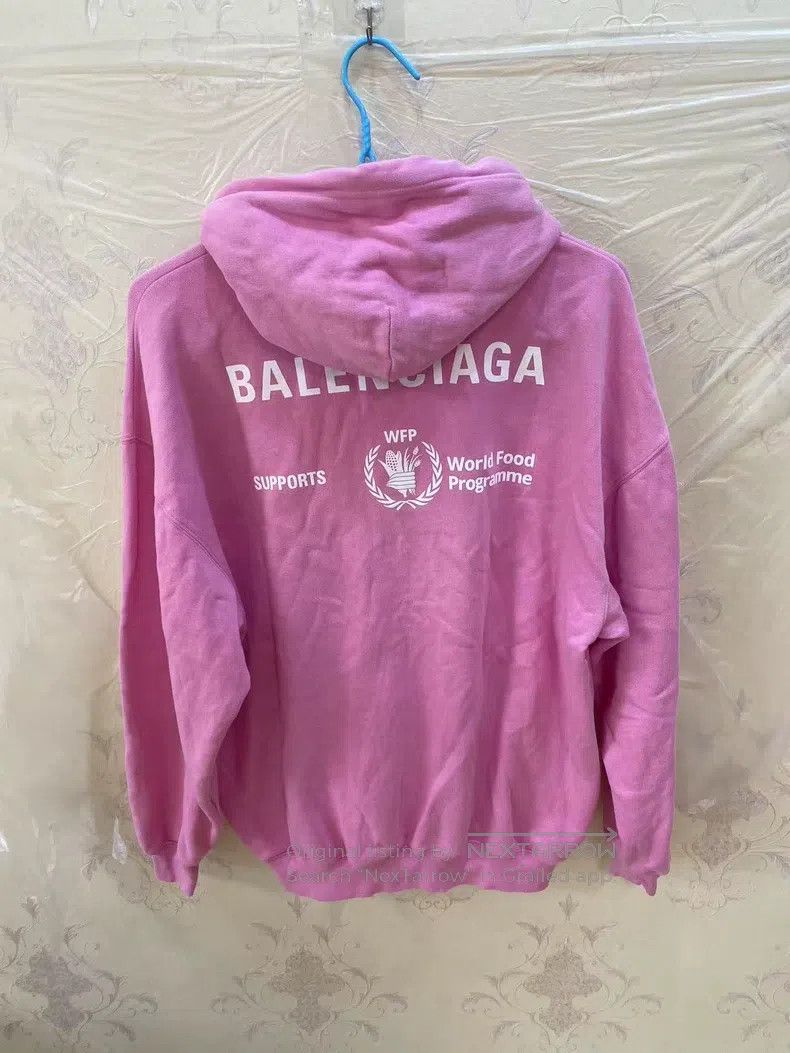 Balenciaga Balenciaga WFP Logo Hoodie Size US XS / EU 42 / 0 - 2 Thumbnail