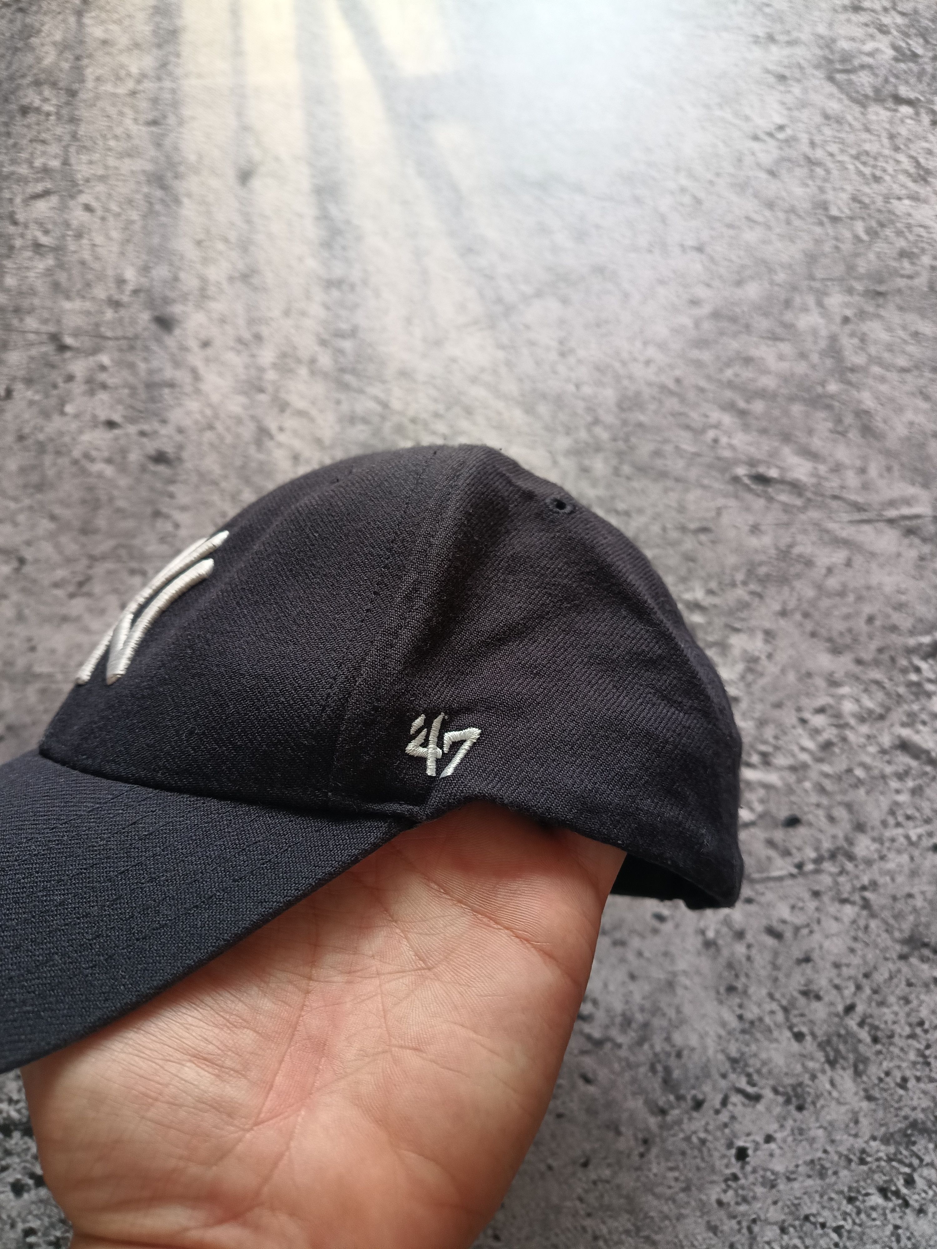 47 × 47 Brand × MLB New York Yankees Hat Cap Strapback Black '47 MLB Baseball NY Size ONE SIZE - 3 Thumbnail