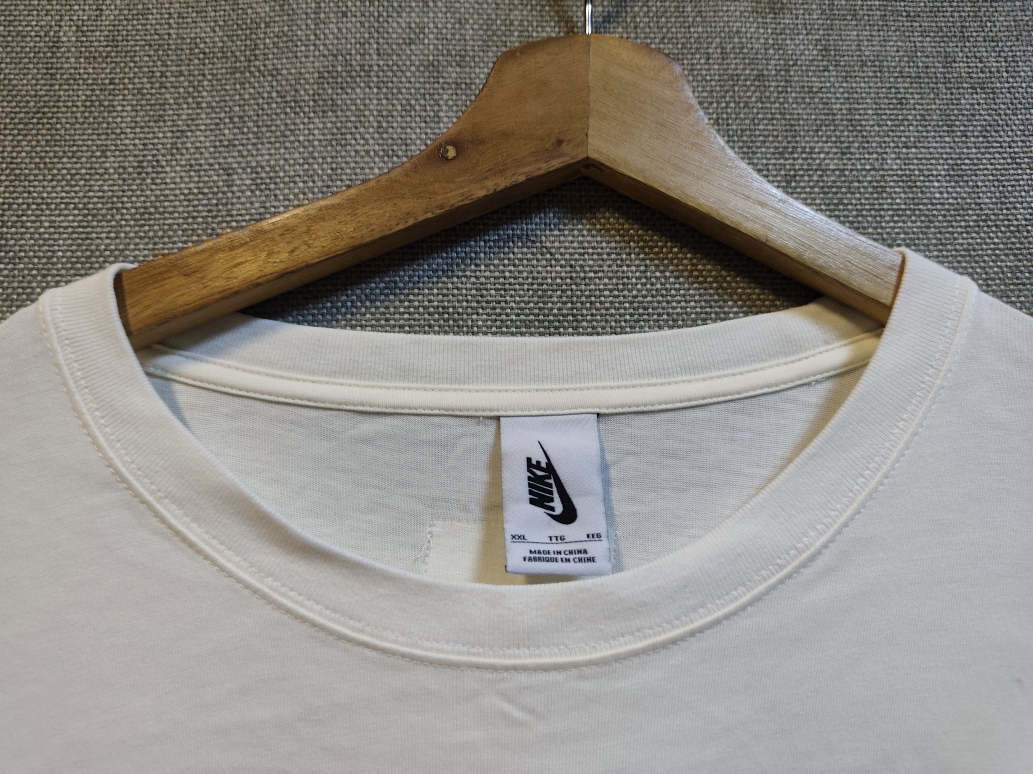 Fear of God × Nike Nike x Fear Of God Tee Size US XL / EU 56 / 4 - 4 Thumbnail