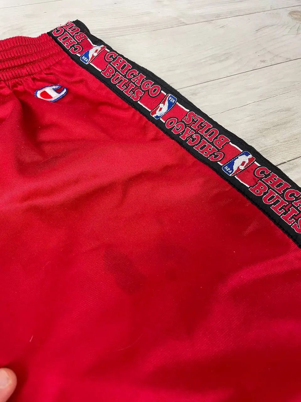 Champion Vintage Champion Chicago Bulls Basketball 90s Track Pants Size US 32 / EU 48 - 7 Thumbnail