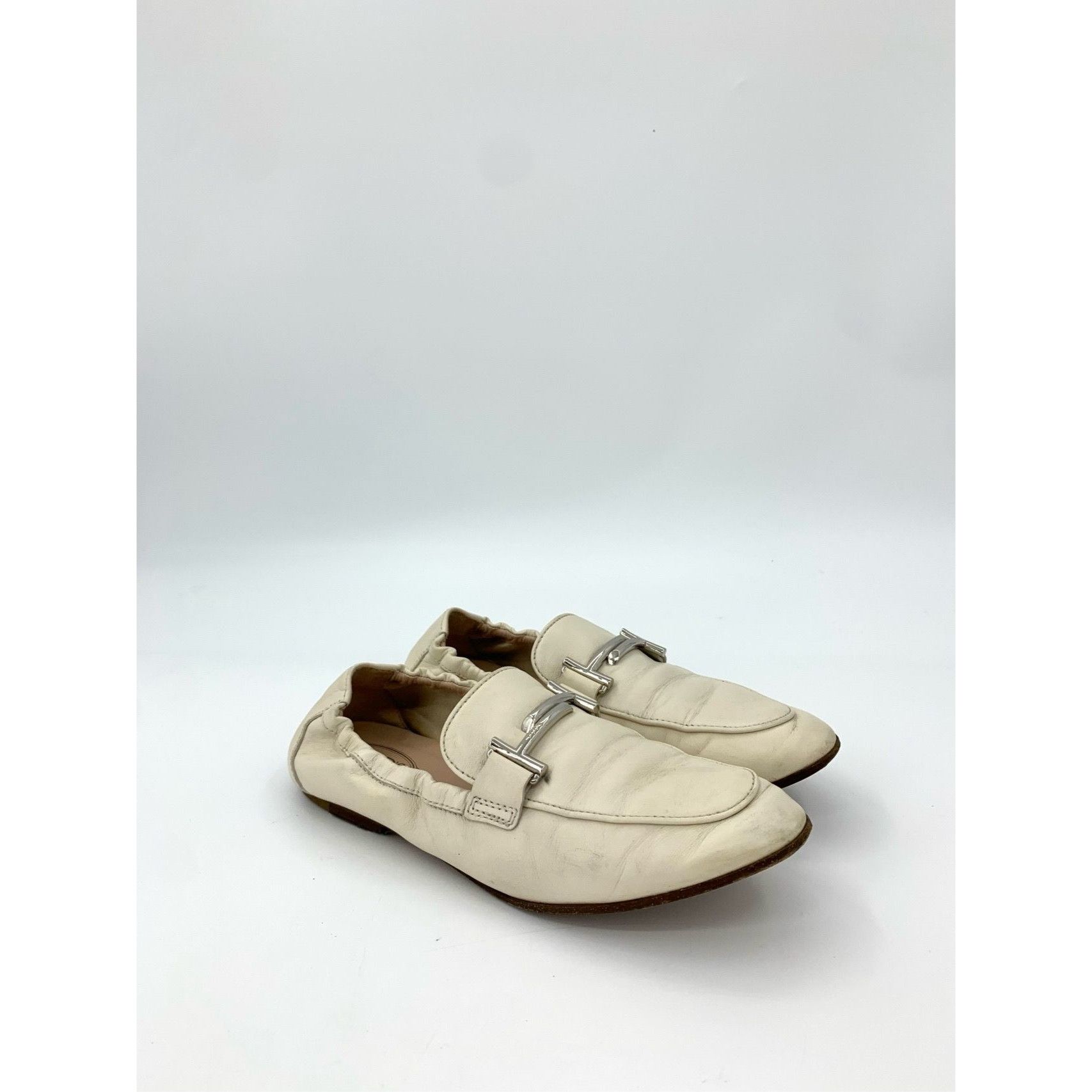 Tod's Tods Womens Ivory Leather Loafers With Silver Buckle Accent Size US 7 / IT 37 - 3 Thumbnail
