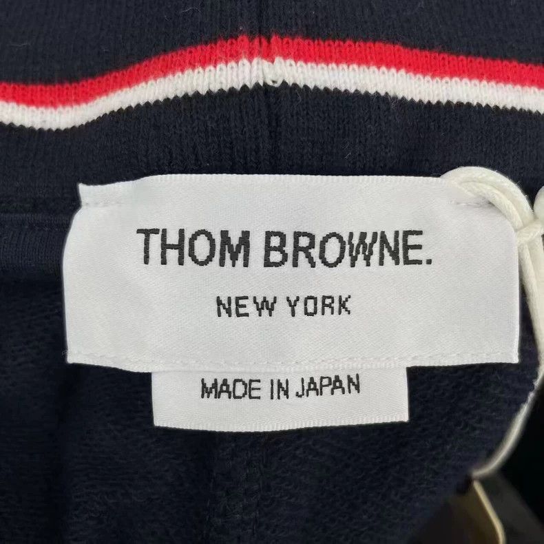 Thom Browne Thom browne Size 3 Dark blue striped drawstring shorts 250 Size US 32 / EU 48 - 3 Thumbnail