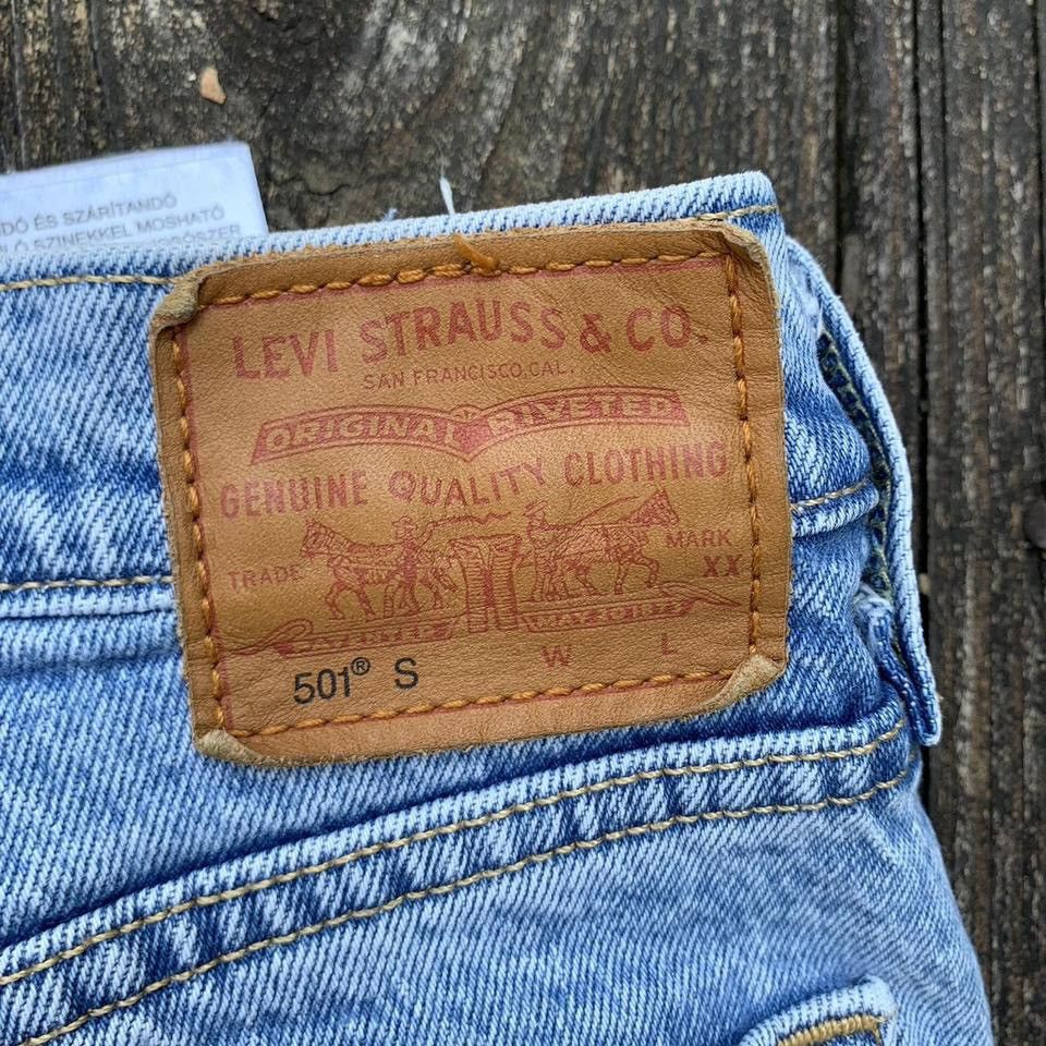Levi's × Vintage Light Wash 501 Levis High Waisted slim Fit (90's) Size 29" - 6 Thumbnail