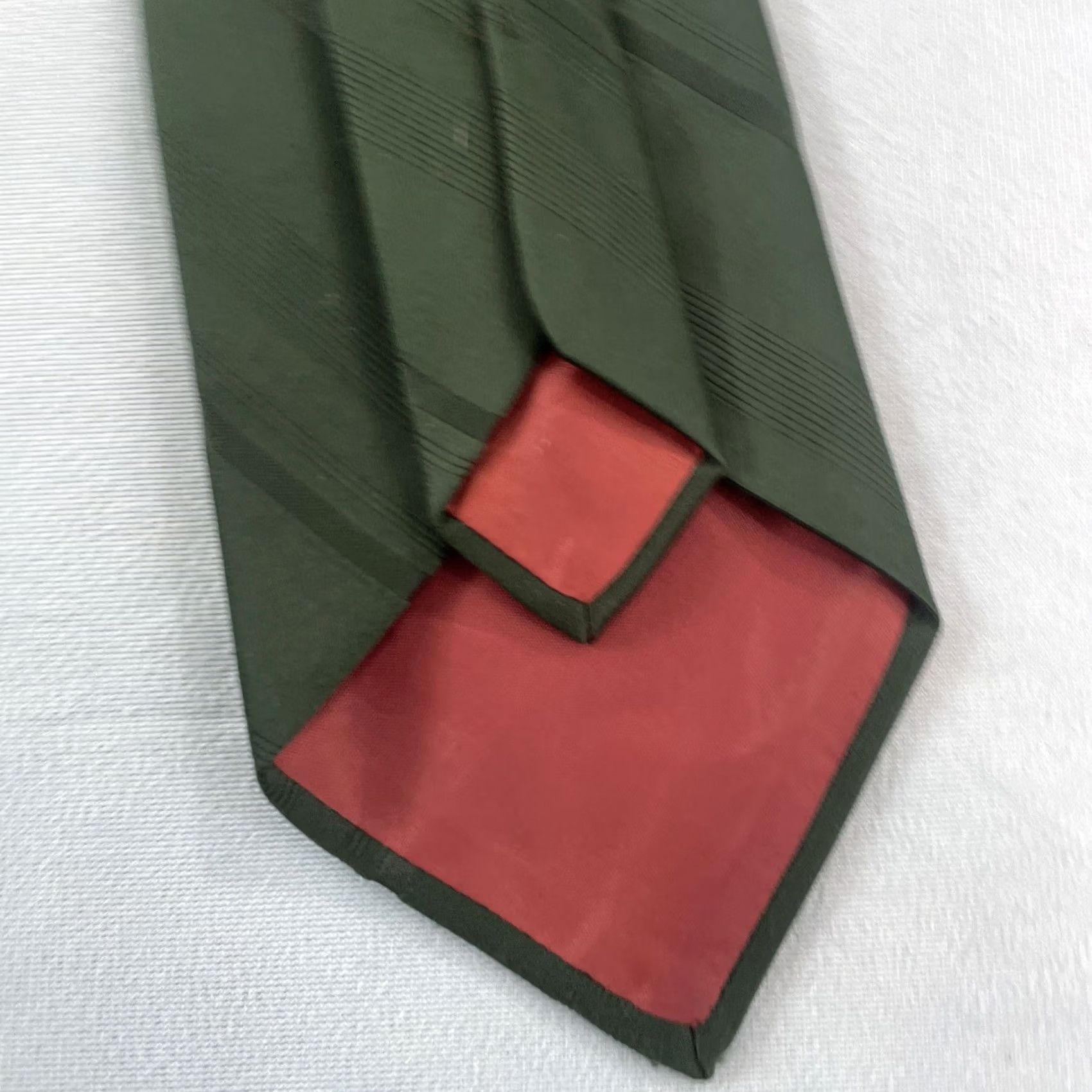 Vintage VINTAGE The White House Necktie Silk Tie Solid Green Repp Stripe Capsule 4x56 Men Tie Size ONE SIZE - 7 Thumbnail